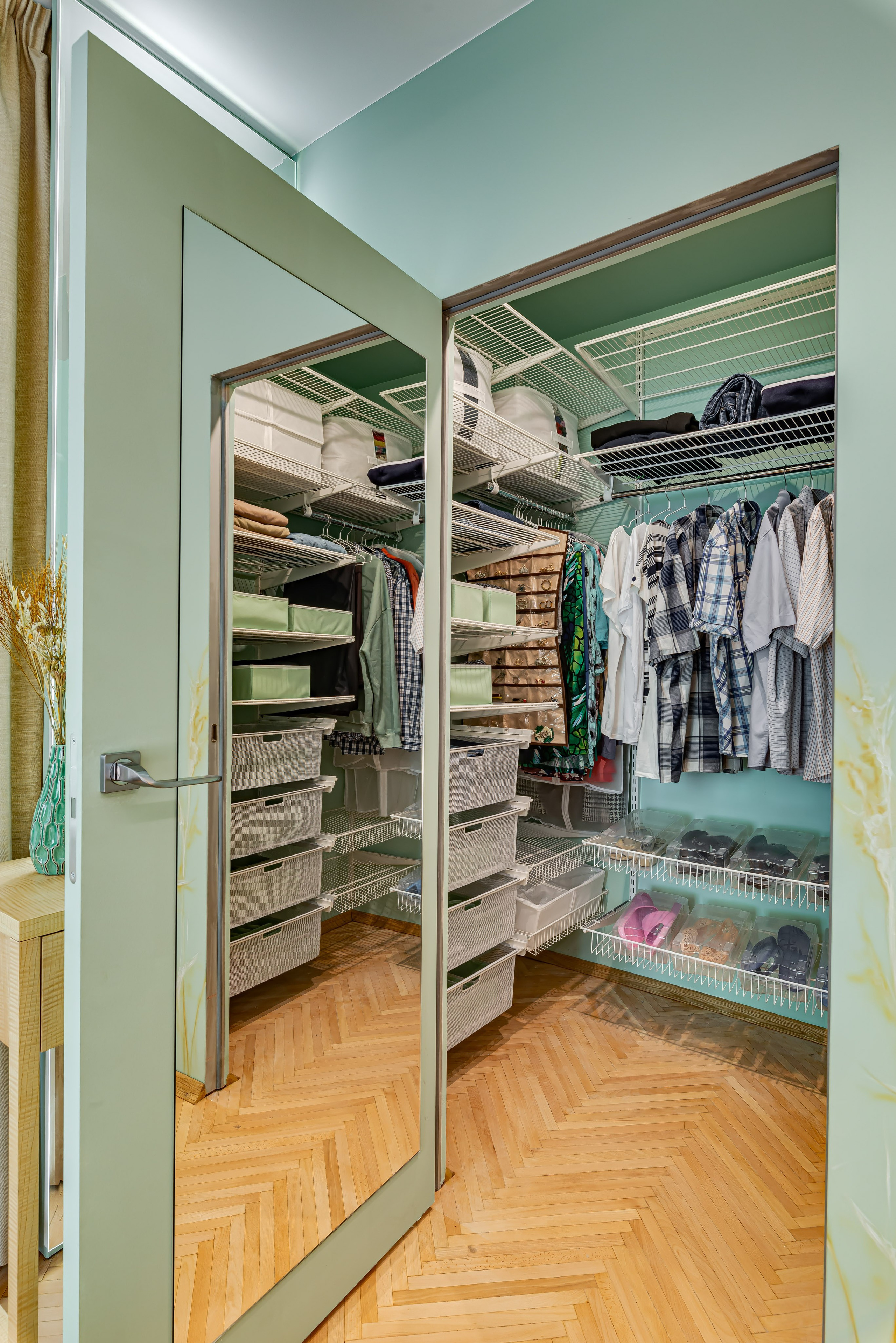 Спальня для телепроекта Большие Перемены на канале Россия 1. Интерьерная съёмка и виртуальные туры — Интерьерный фотограф Кузнецов Сергей (photopixiq)