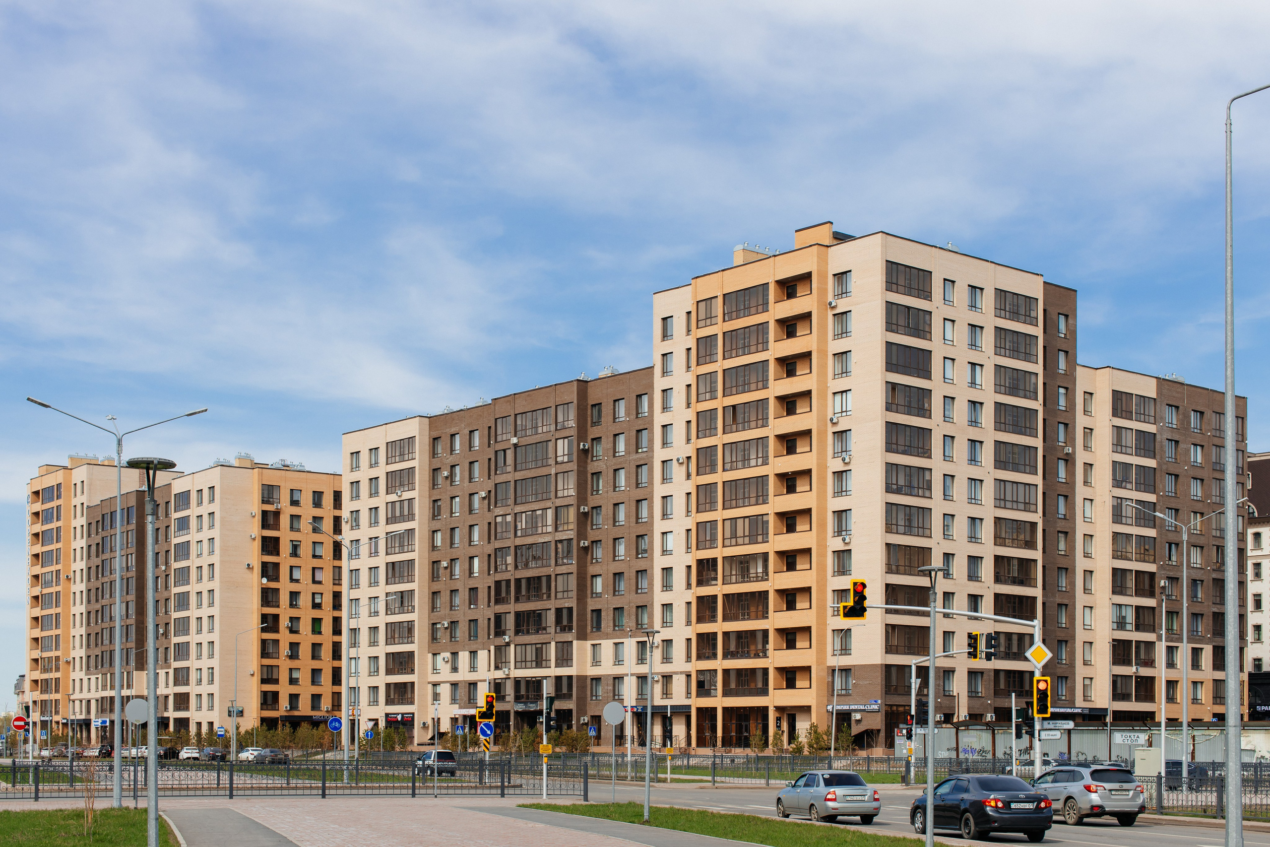 Проект 5. Сбор фотографии ЖК для клипа «Хочу квартиру от Габита». Дата: май 2022. Профессиональный фотограф в городе Астана/Алматы Даурен Сембаев