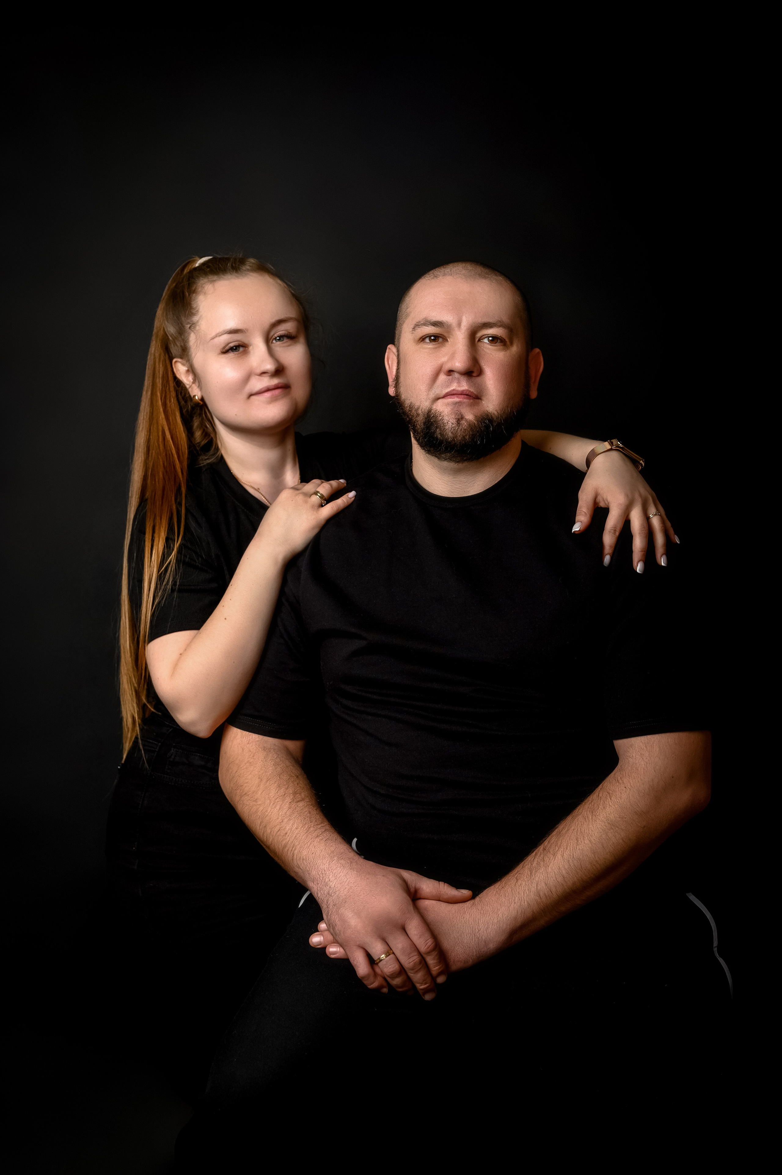 На черном фоне. Семейный и детский фотограф в Канске и Канском р-не, Красноярск и