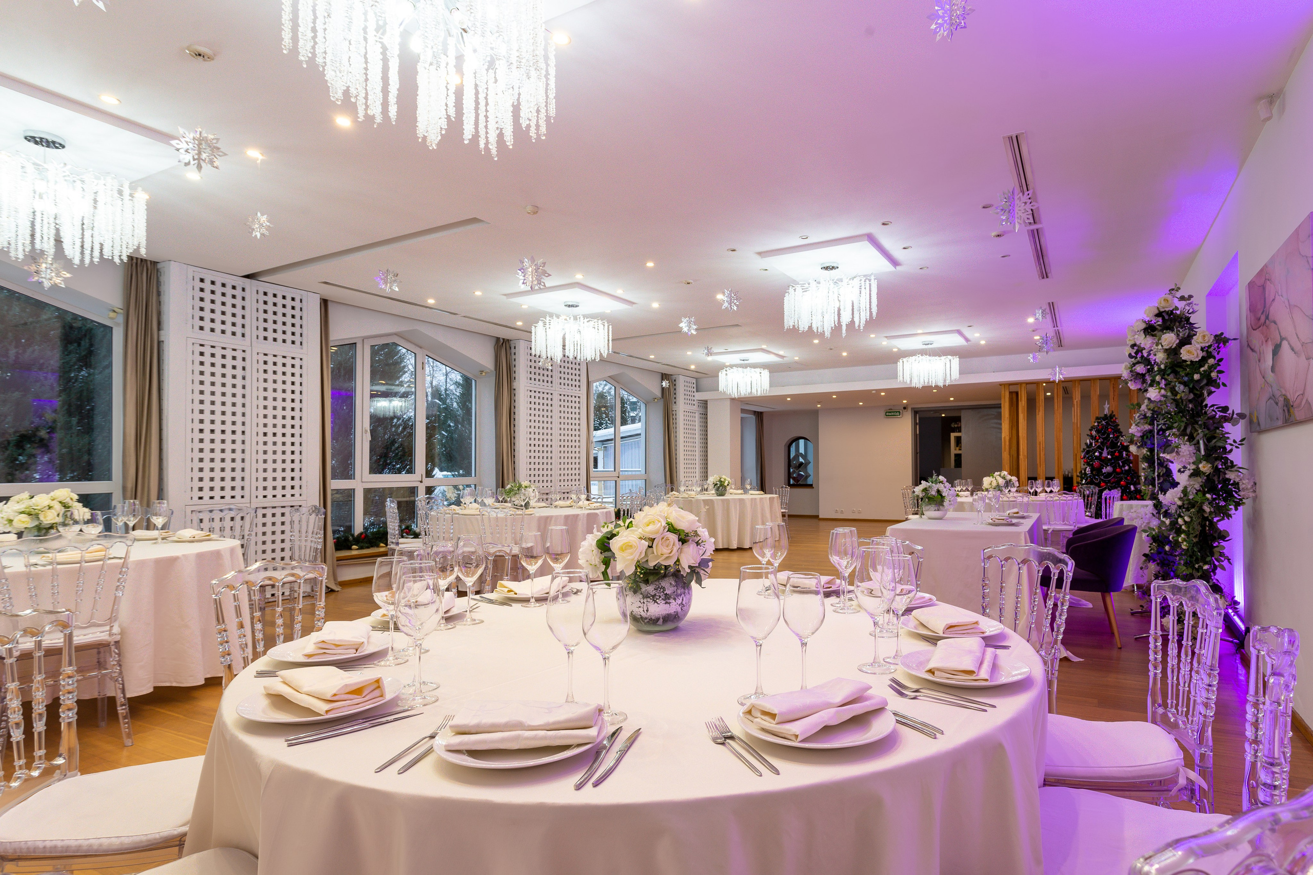 Площадка № 2-14. Свадебный организатор Москва