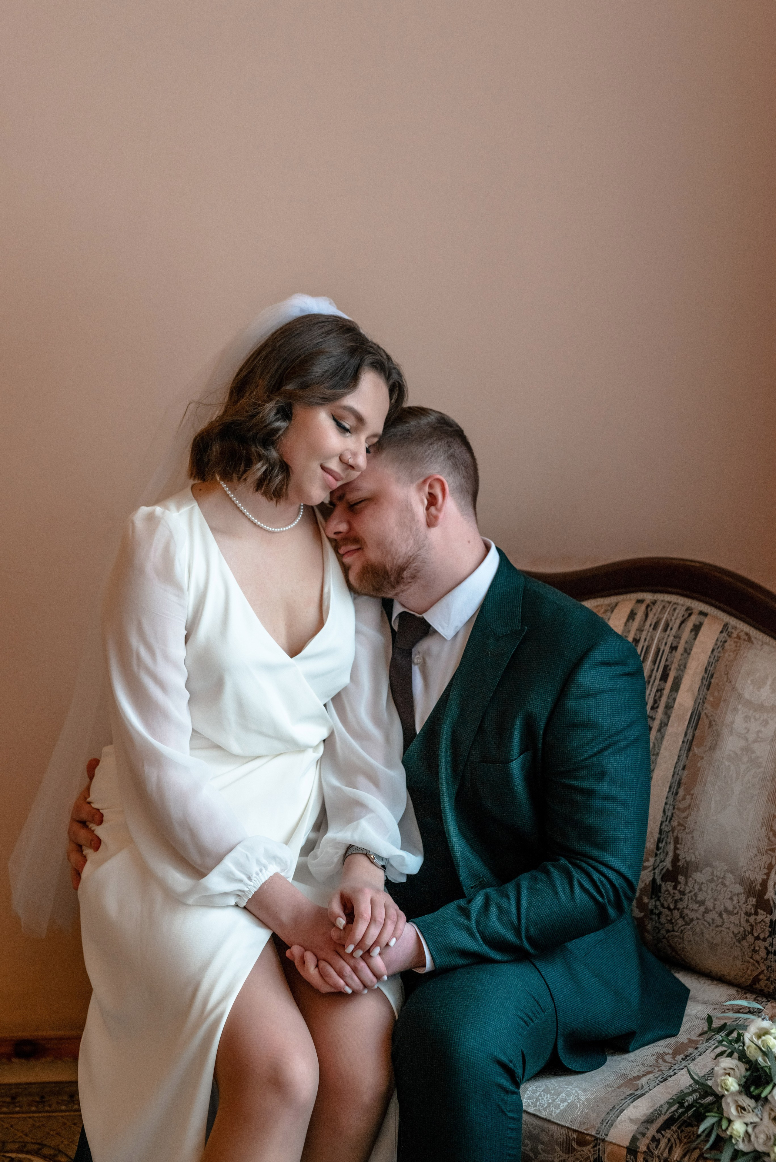 Ксения и Егор (фотосессия в ЗАГСе Петроградского района, Ботаническом саду с сакурой). Портретный, семейный и свадебный фотограф в Санкт-Петербурге и в Пушкине Ширяев Денис