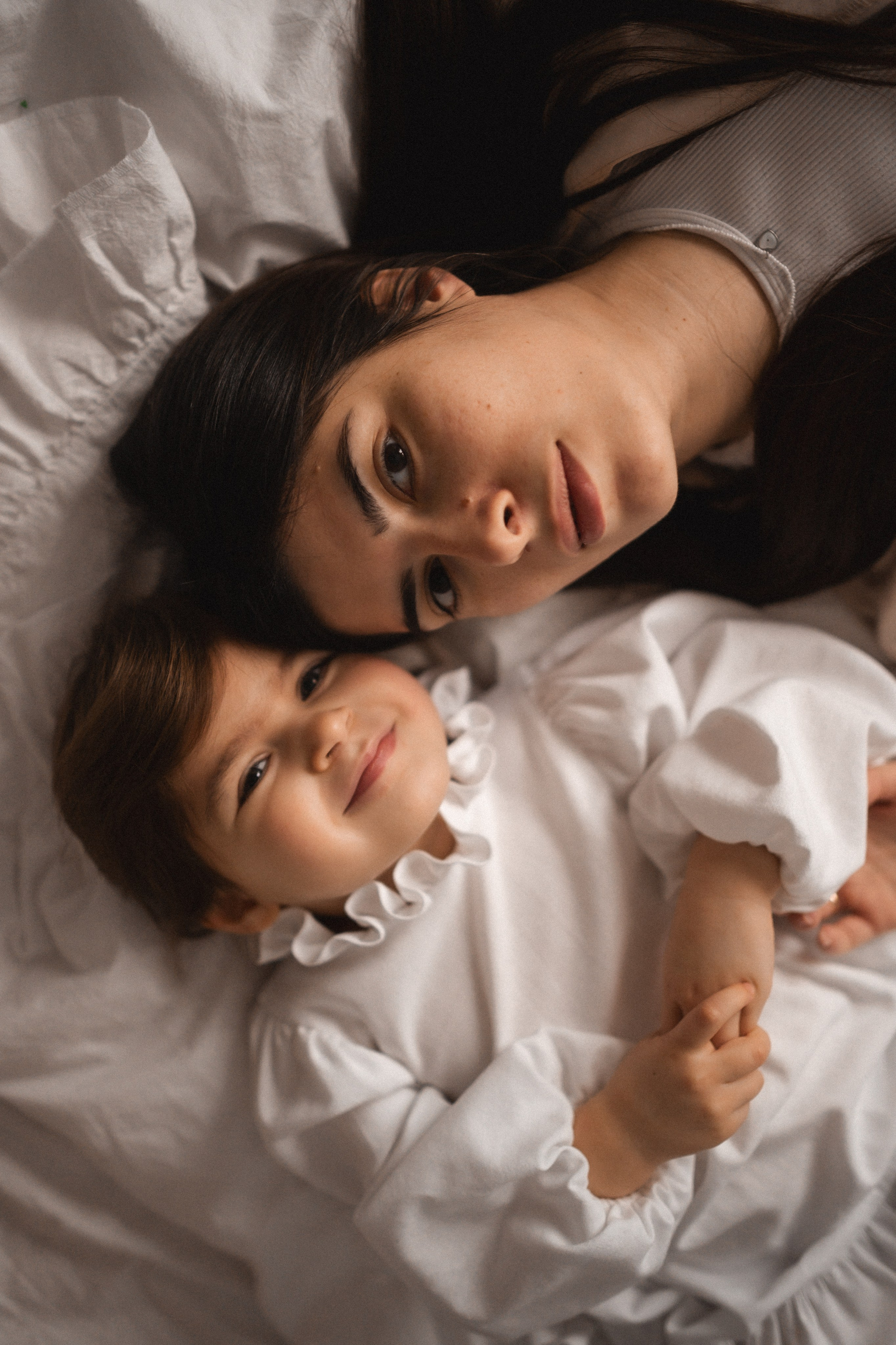 Лена и Николь дома. Семейный и свадебный lifestyle-фотограф в Москве Мария Петрова