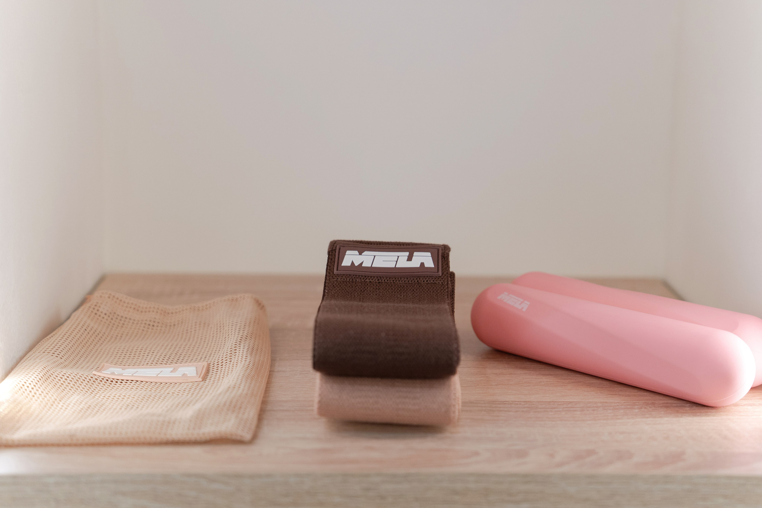 Mela x uform. Портретный и репортажный фотограф Настя Климачева