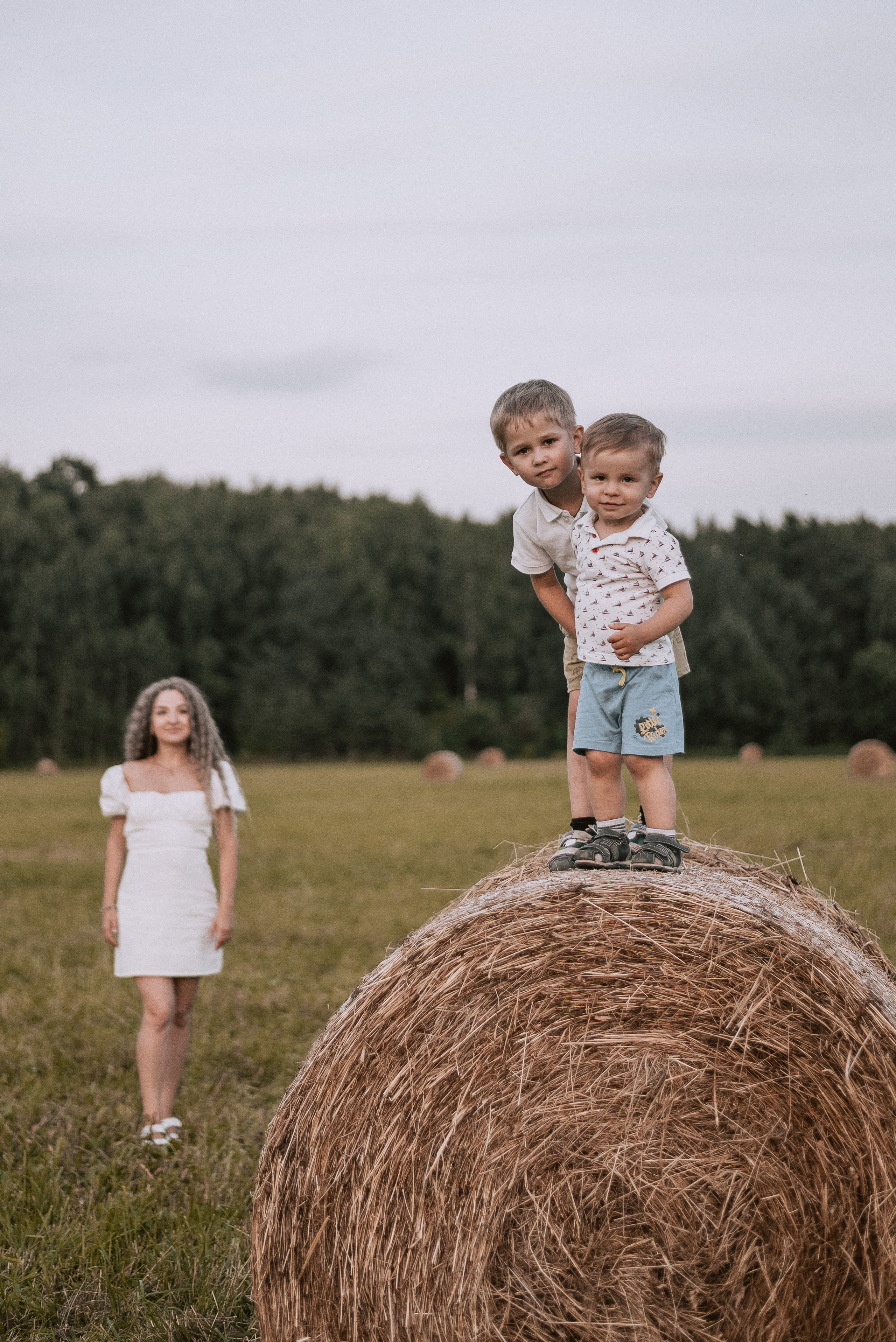 Юлия с сыновьями. Свадебный и семейный фотограф Юлия Чернобай | Подольск, Москва, Московская область