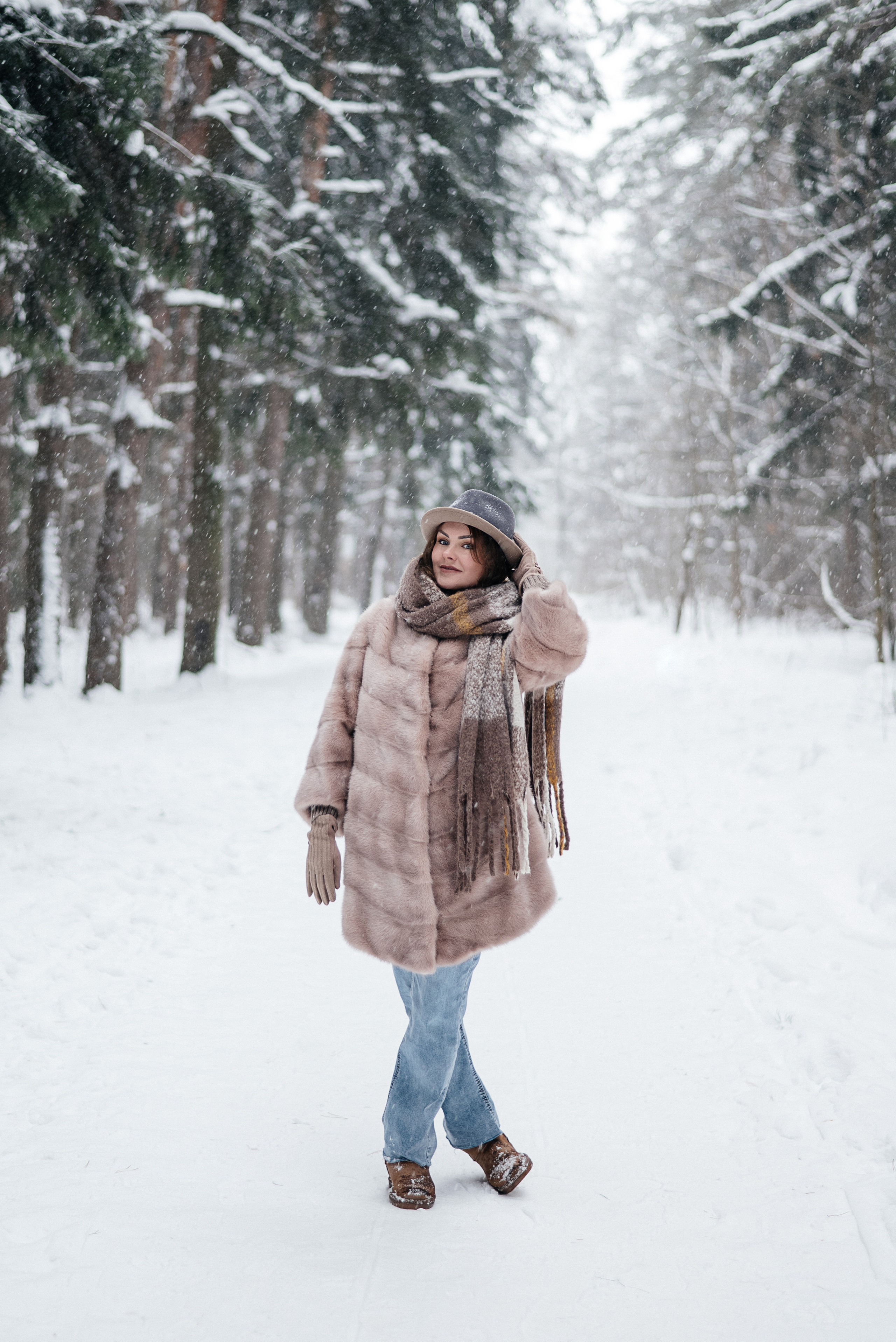 Мария — лесная прогулка. Свадебный и семейный фотограф Юлия Чернобай | Подольск, Москва, Московская область