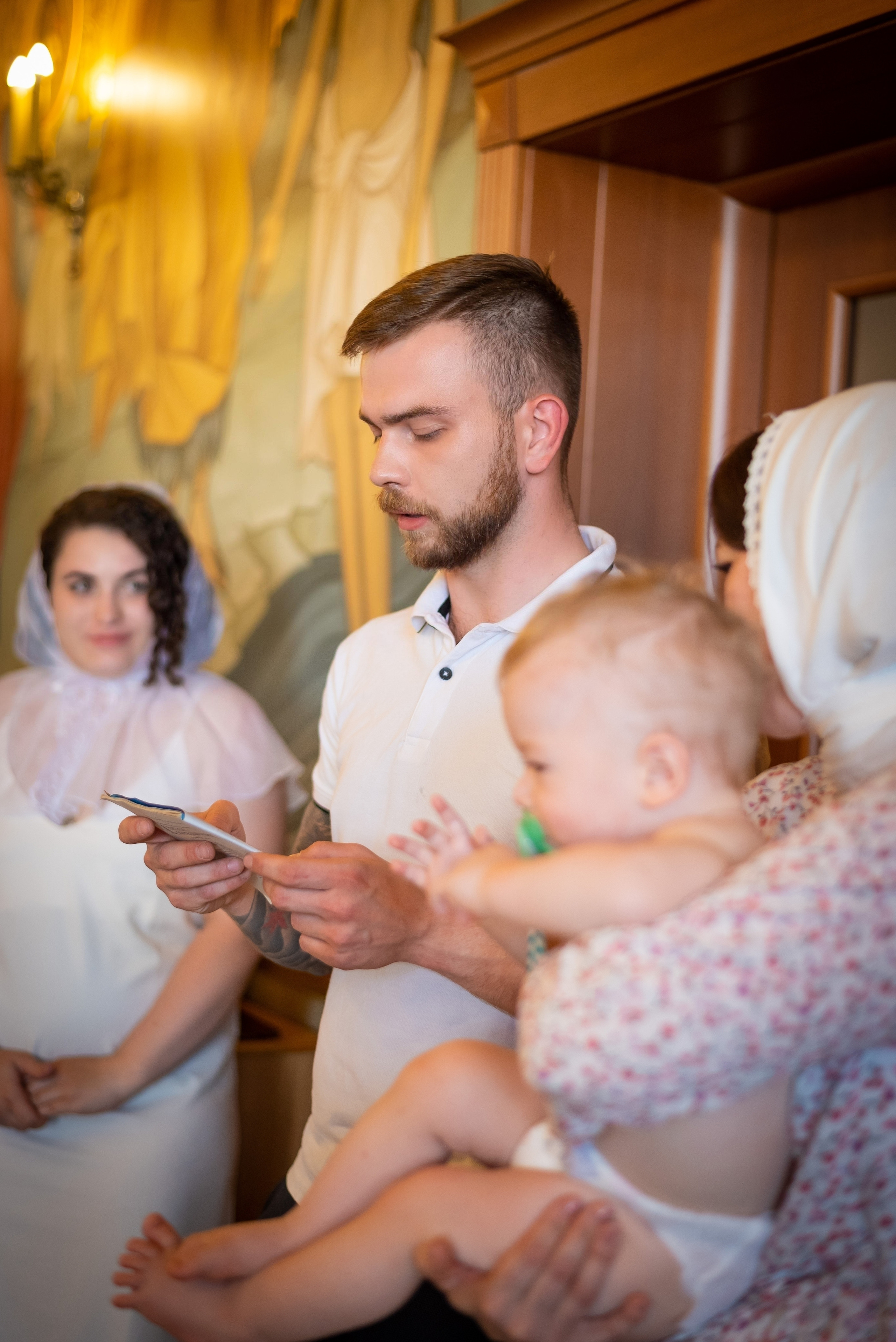Таинство крещения Михаила. Свадебный и семейный фотограф Юлия Чернобай | Подольск, Москва, Московская область