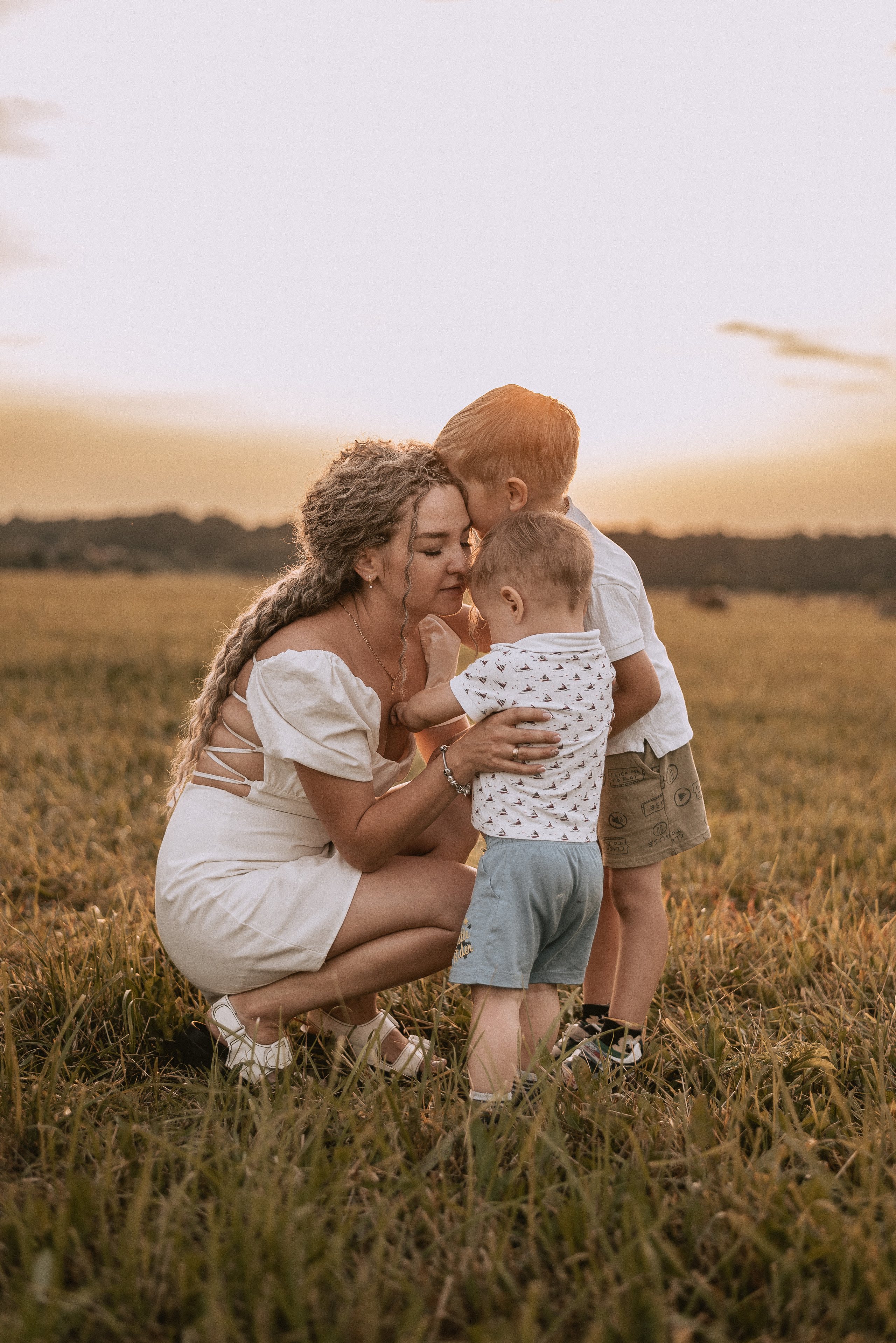 Юлия с сыновьями. Свадебный и семейный фотограф Юлия Чернобай | Подольск, Москва, Московская область
