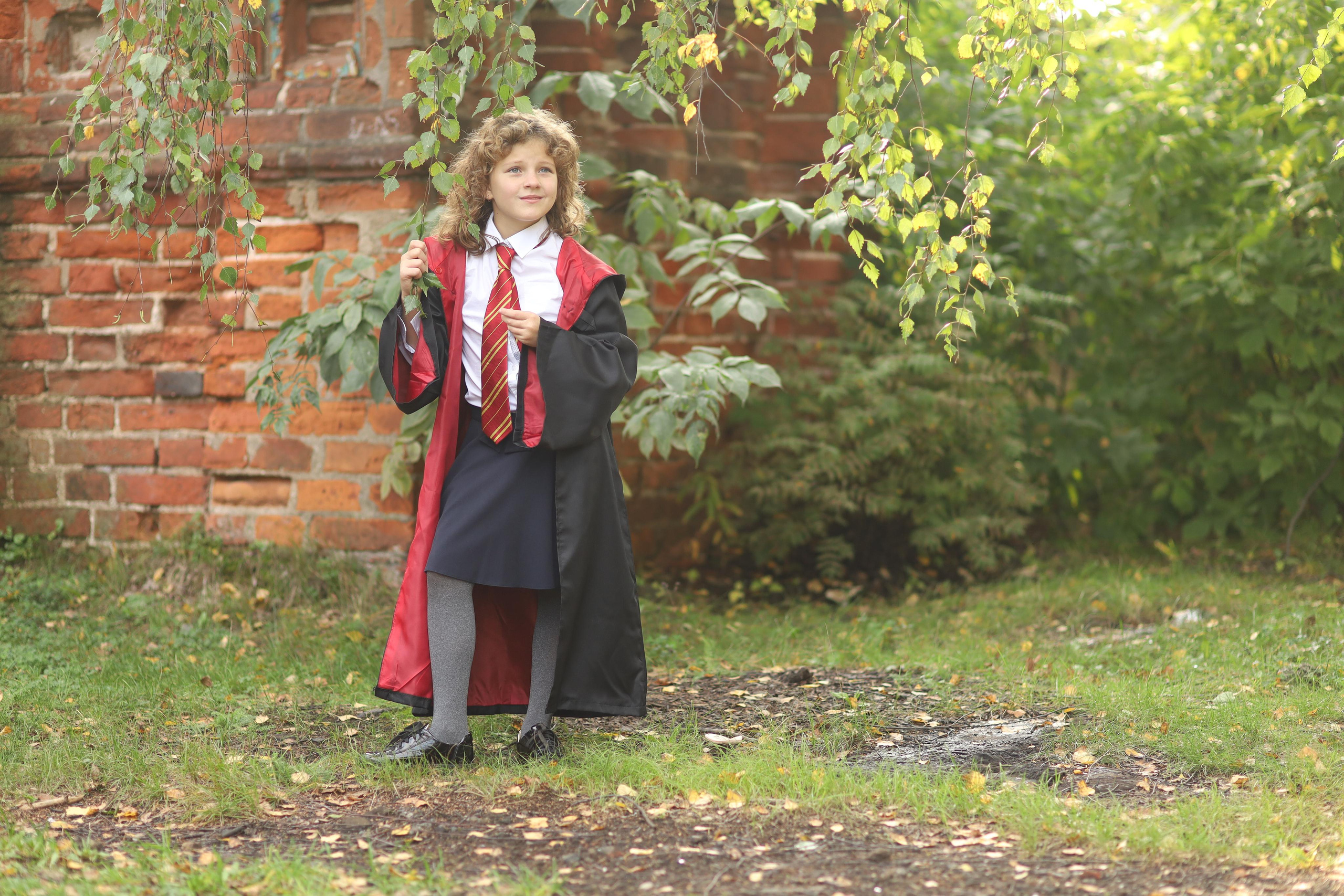 Василиса, приключения с картой Мародеров. Детский сказочный фотограф Ярославль