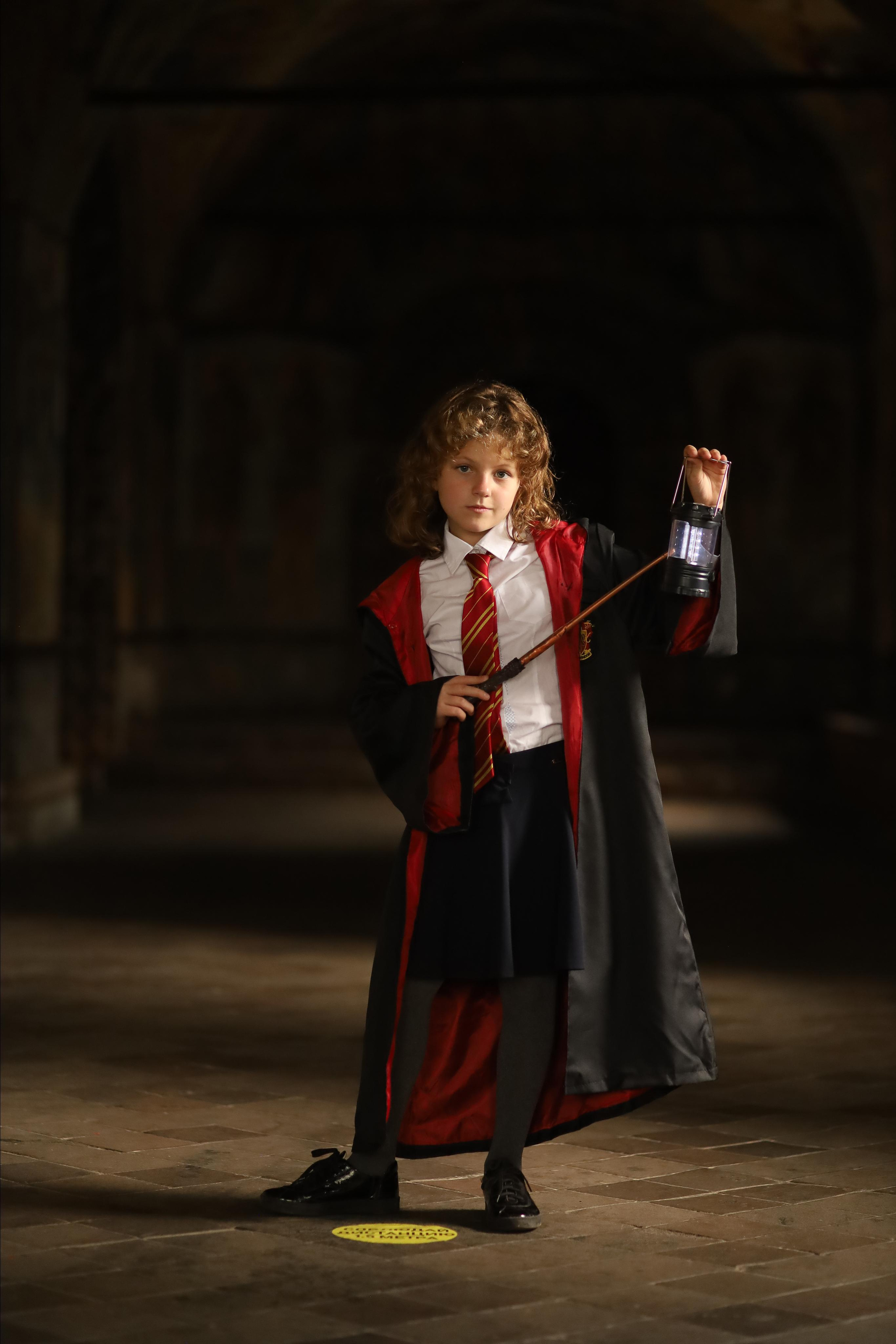 Василиса, приключения с картой Мародеров. Детский сказочный фотограф Ярославль