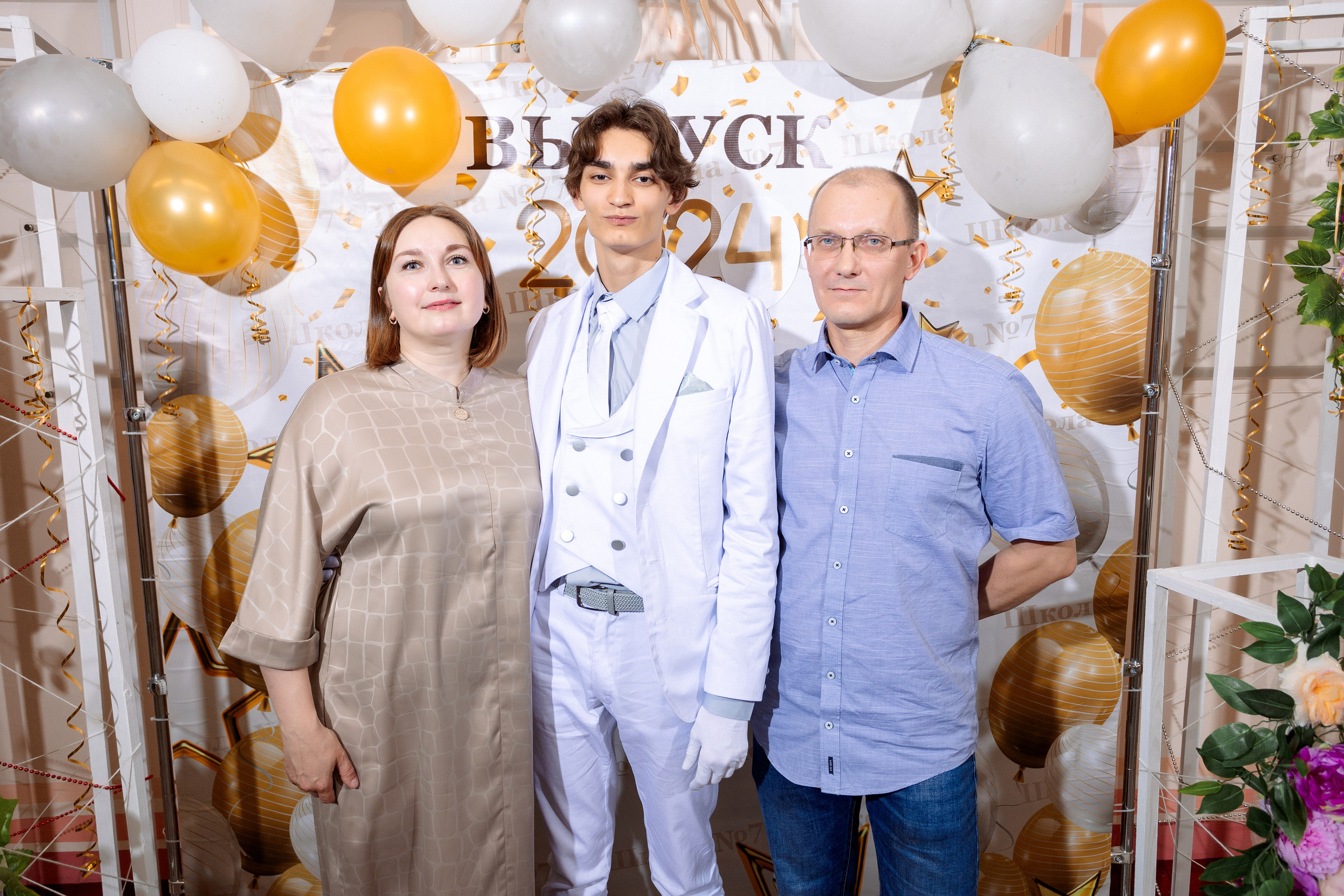 ВРУЧЕНИЕ АТТЕСТАТОВ: Пример. Все фото. Профессиональный фотограф в Ижевске Леша Петров