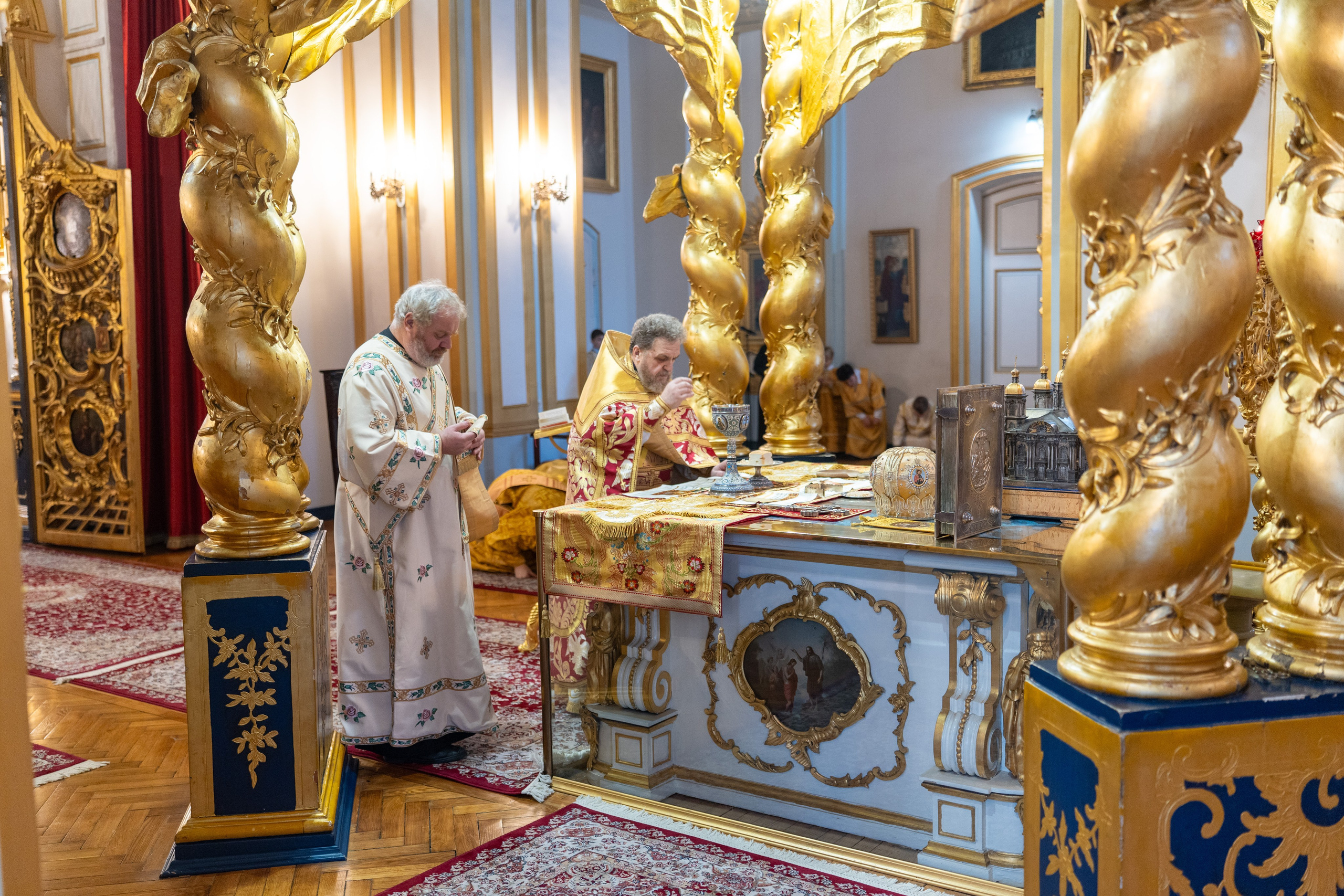 Неделя 22-я по Пятидесятнице. Мч. Нестора Солунского. Прп. Нестора Летописца, Печерского, в Ближних пещерах. НИКОЛО-БОГОЯВЛЕНСКИЙ МОРСКОЙ СОБОР