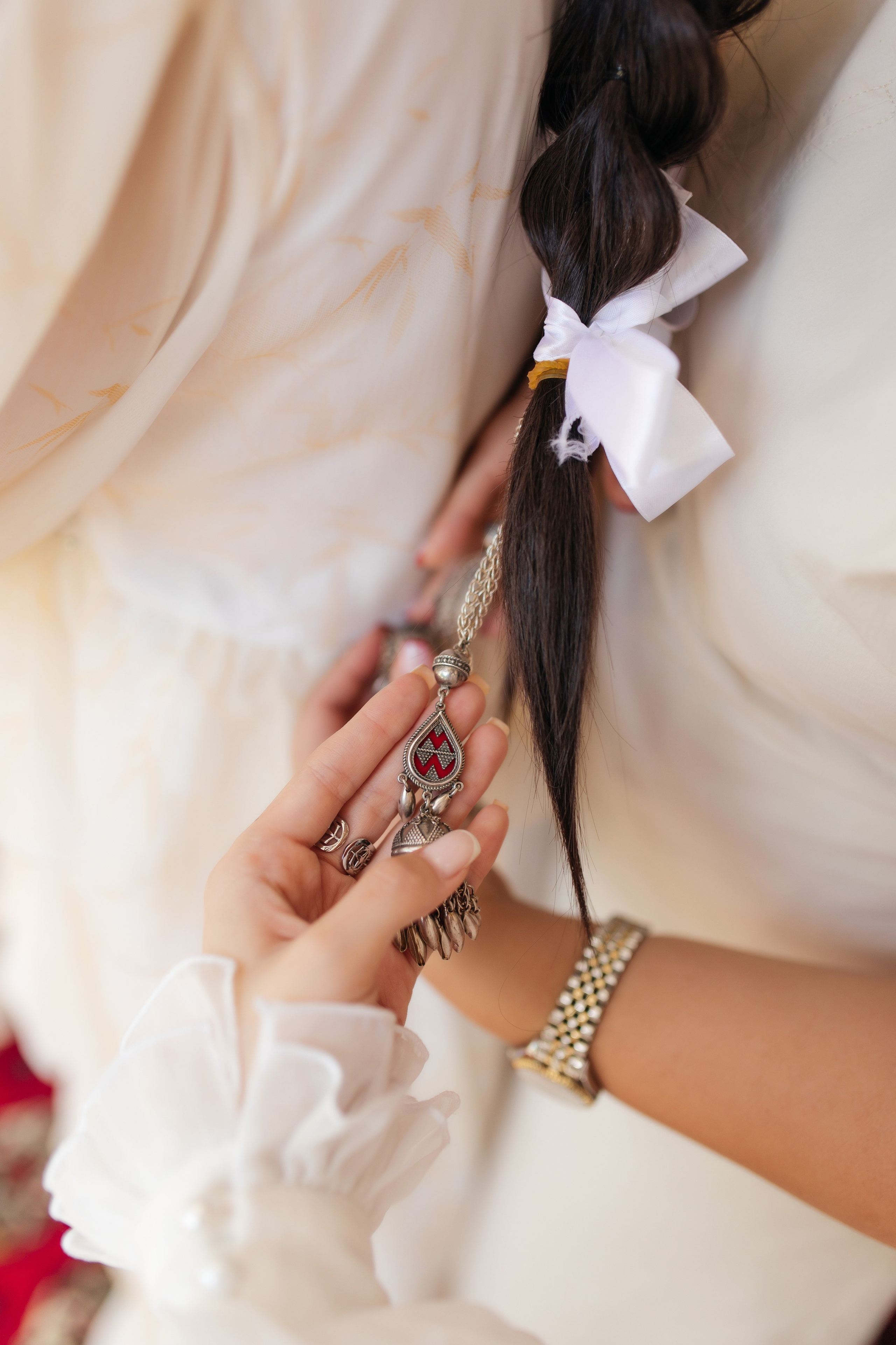 Aynur — syrğa salu. Wedding and Love story Photographer