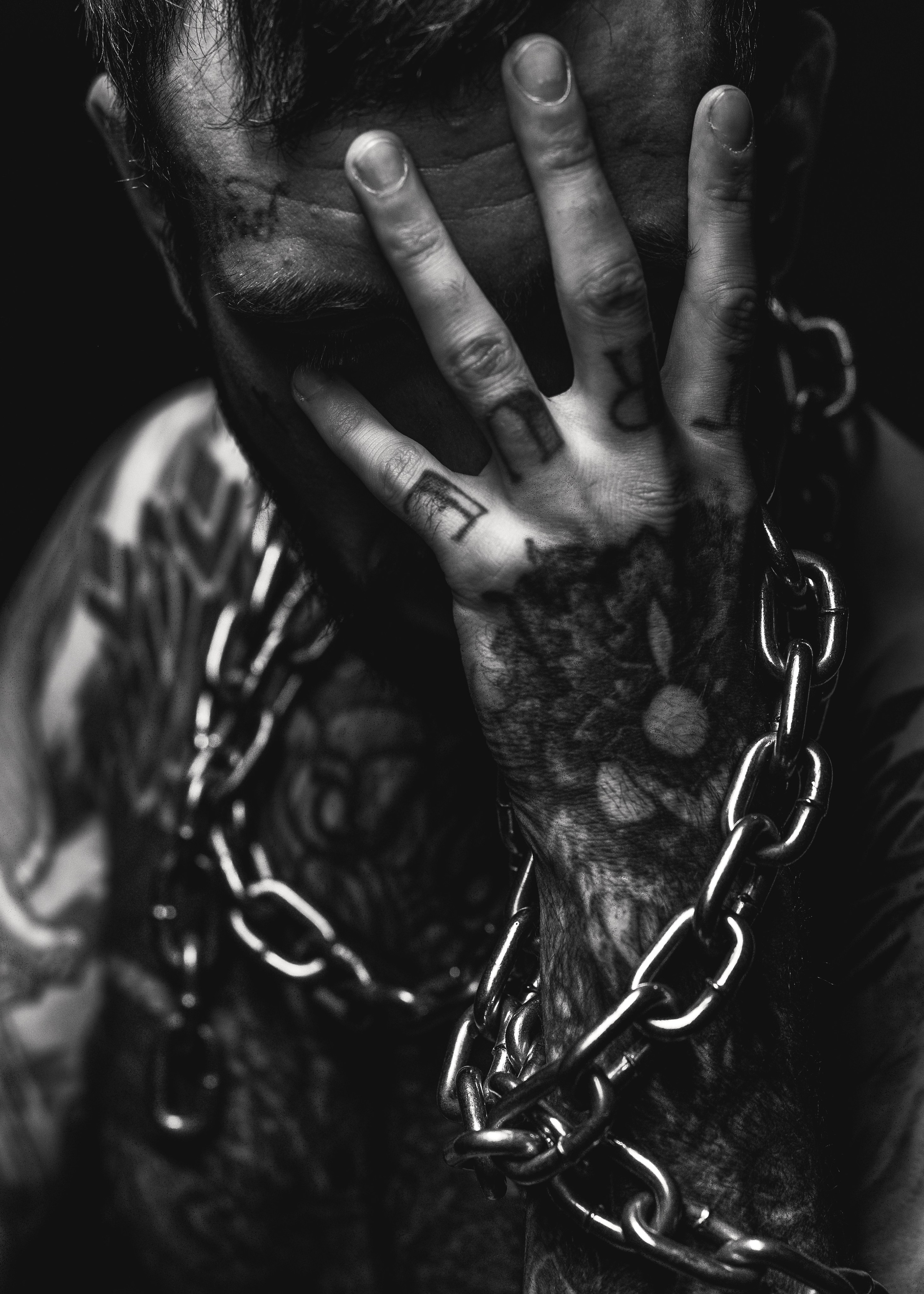 Антон Тимошевский, профессиональный портретный фотограф в Москве и Орле