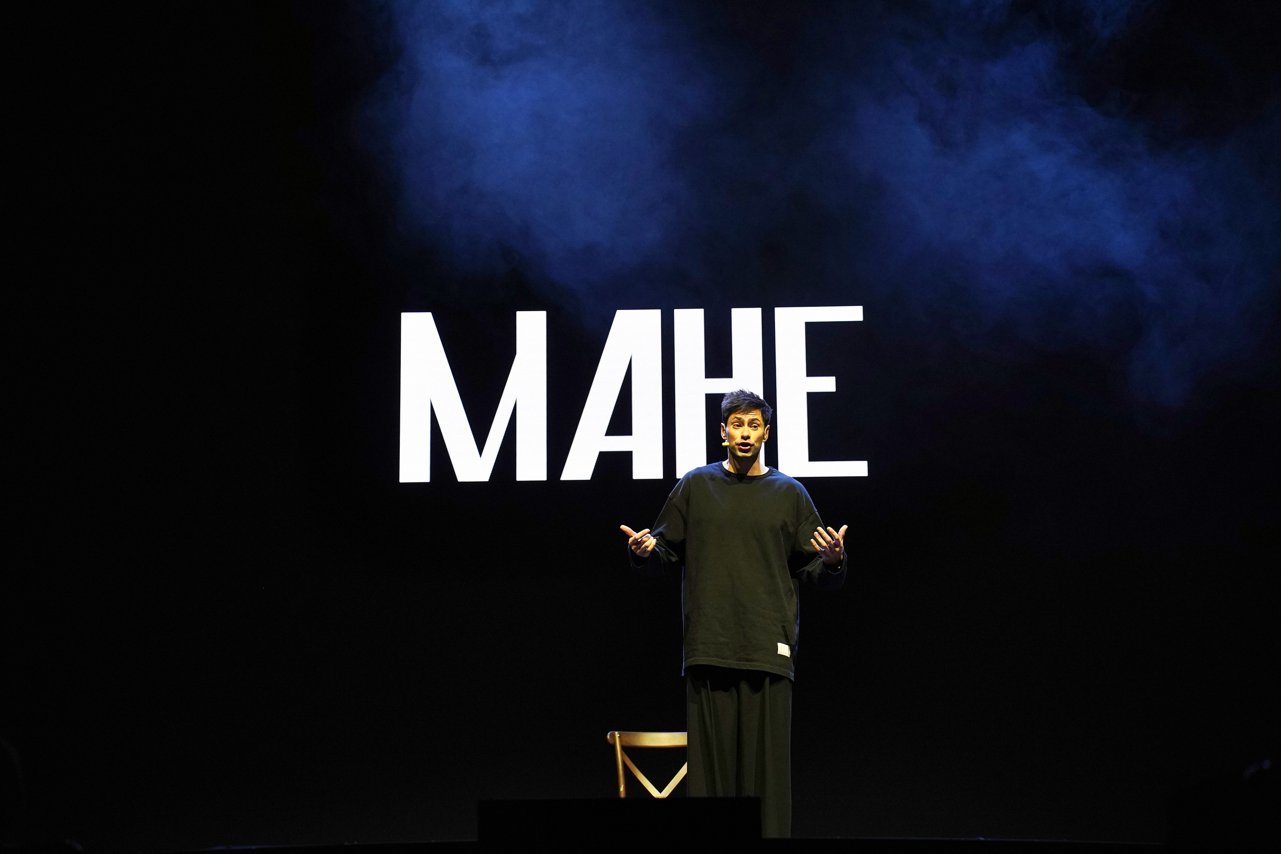 Спектакль МАНЕ. Фотограф