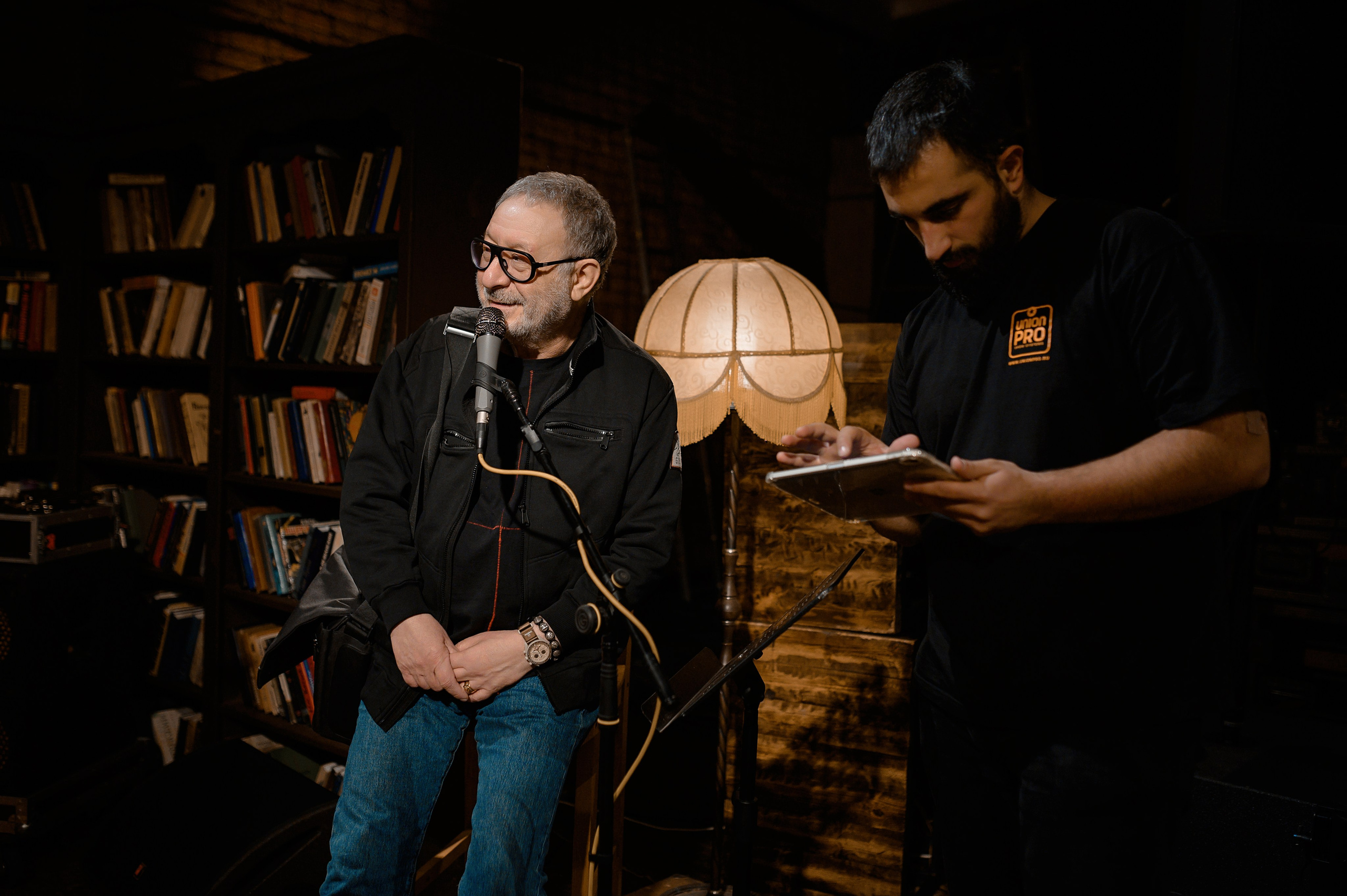 КВАРТИРНИК У МАРГУЛИСА. РЕПОРТАЖНЫЙ И БИЗНЕС ФОТОГРАФ В МОСКВЕ, ЕГОР НИКОЛАЕВ