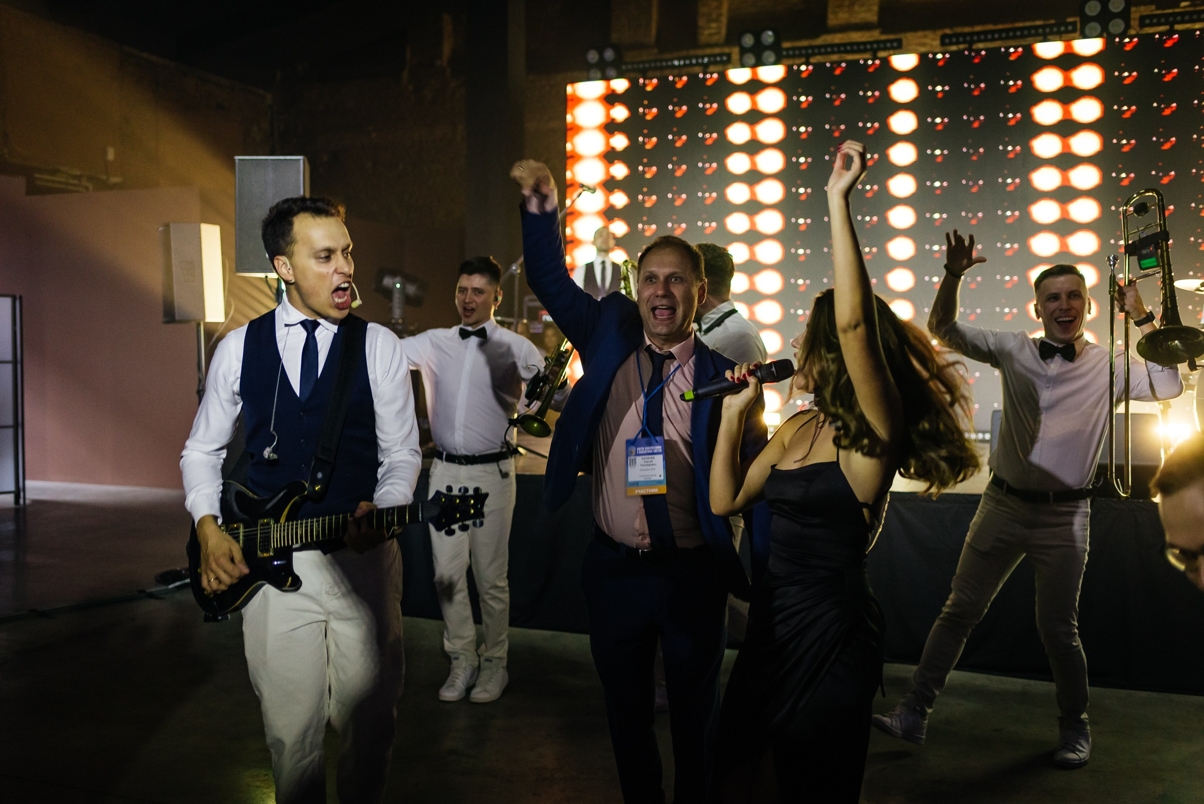 Репортажная фотосъёмка в Брусницын Холле. Свадебный фотограф в Санкт-Петербурге Венера Ахметова