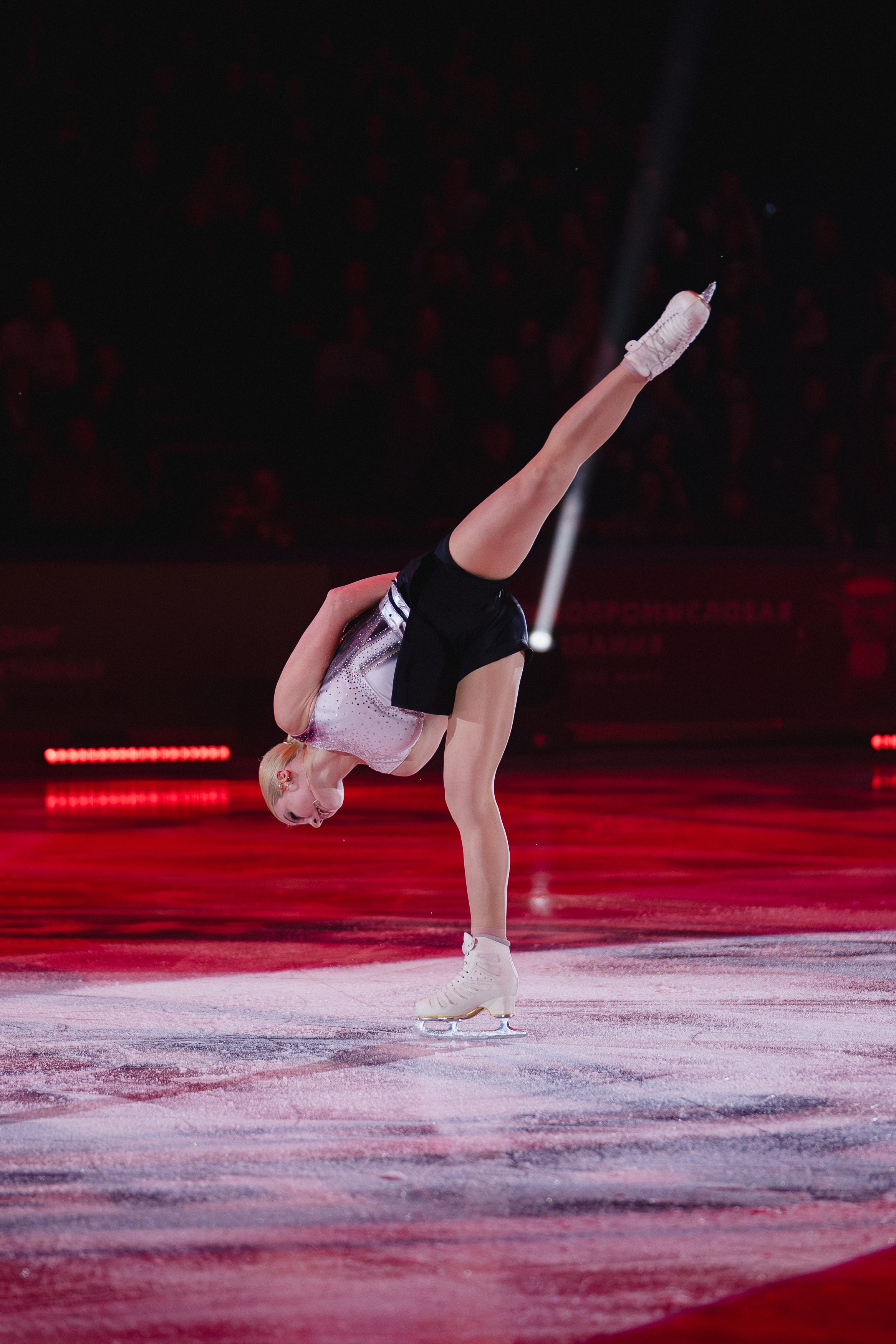 Шоу Этери Тутберидзе в Новосибирске. Воробьева Ксения — Спортивный и танцевальный фотограф Новосибирск