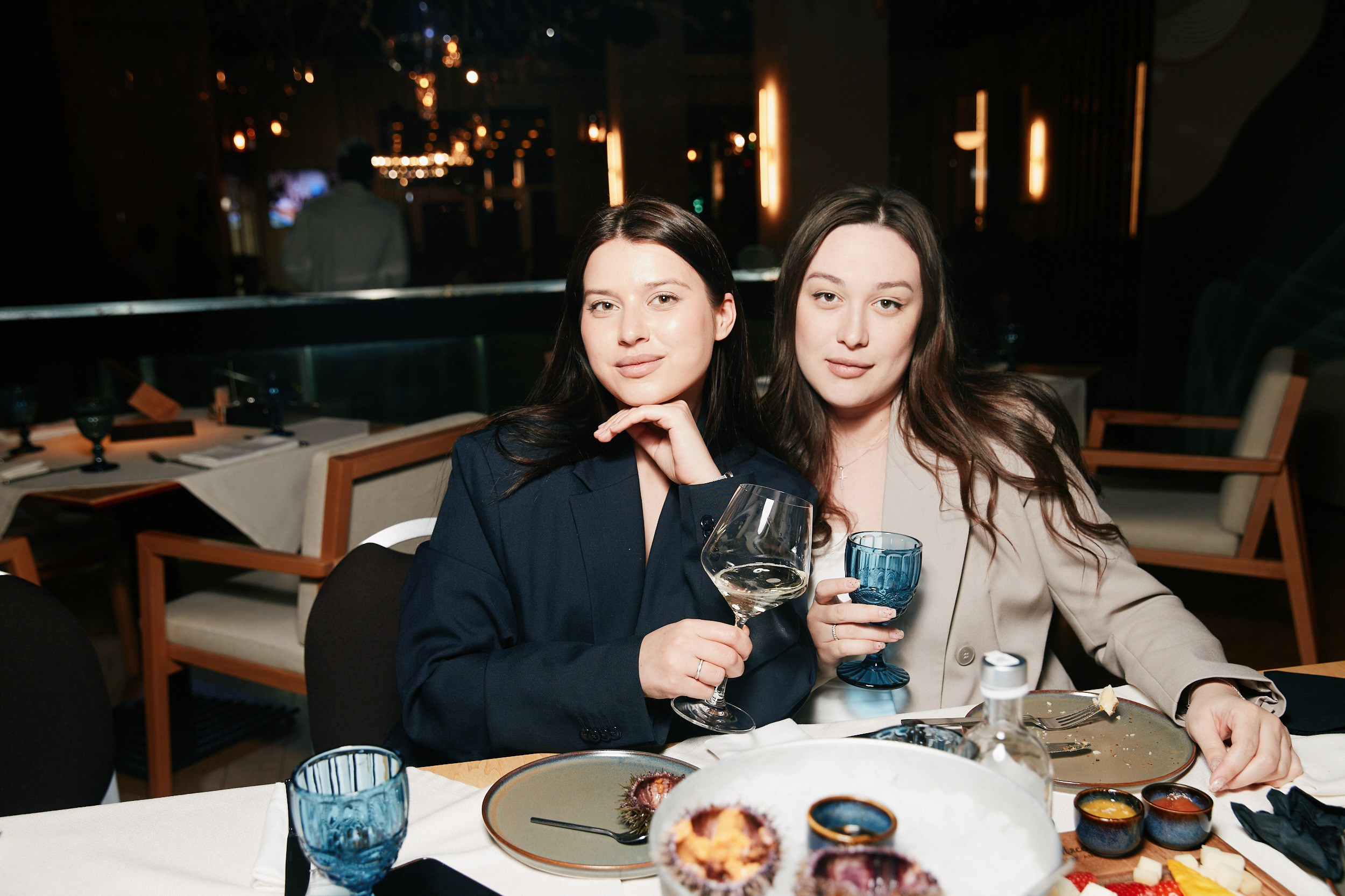 Винный вечер в Мясо&Рыба Marriott 8.03. Свадебный репортажный фотограф краснодар максим дремов дрёмов фотосессия студия цена