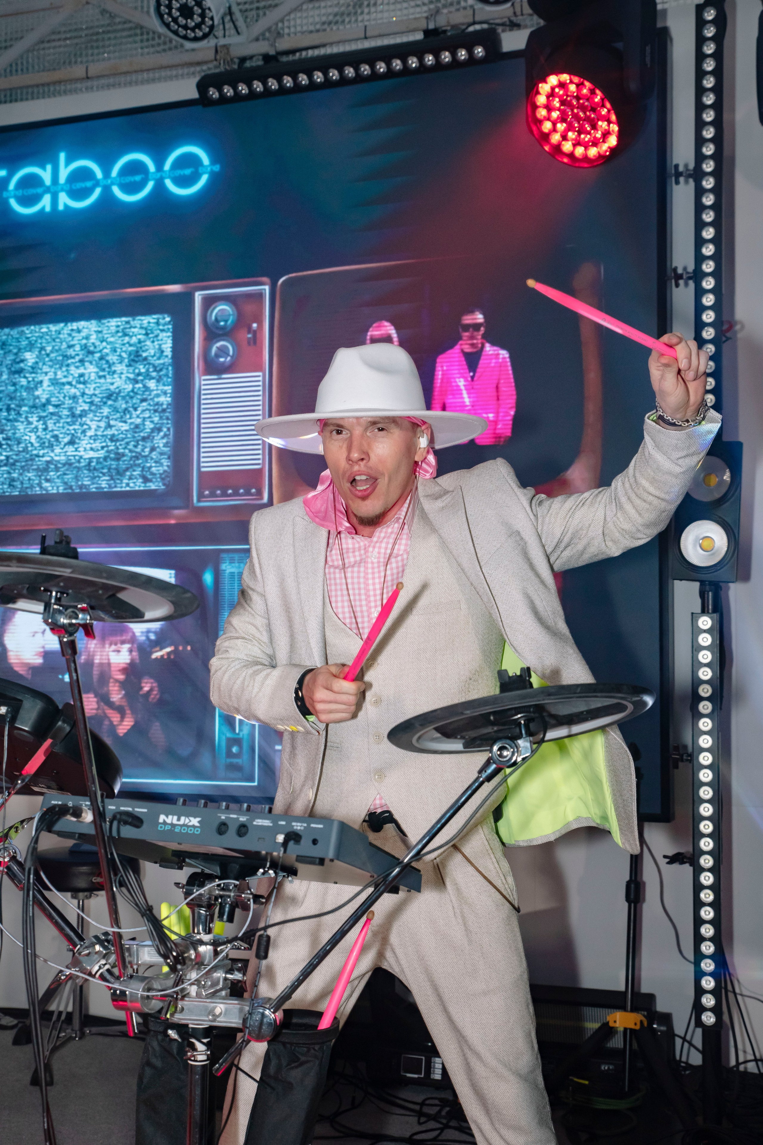 Свидание с La Riva Hall event space. Фотограф в Москве Яна Полосина