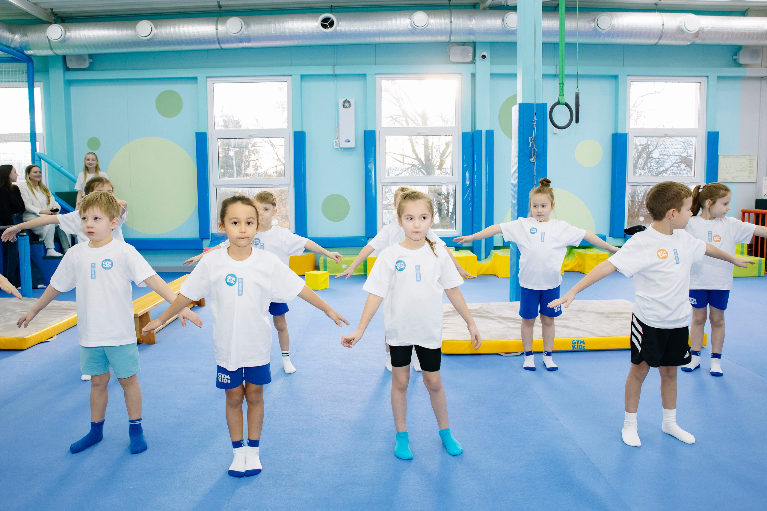 Соревнования по гимнастике в Gymkids Звенигород. Профессиональный фотограф в Москве | Заказать фотосессию и съемку