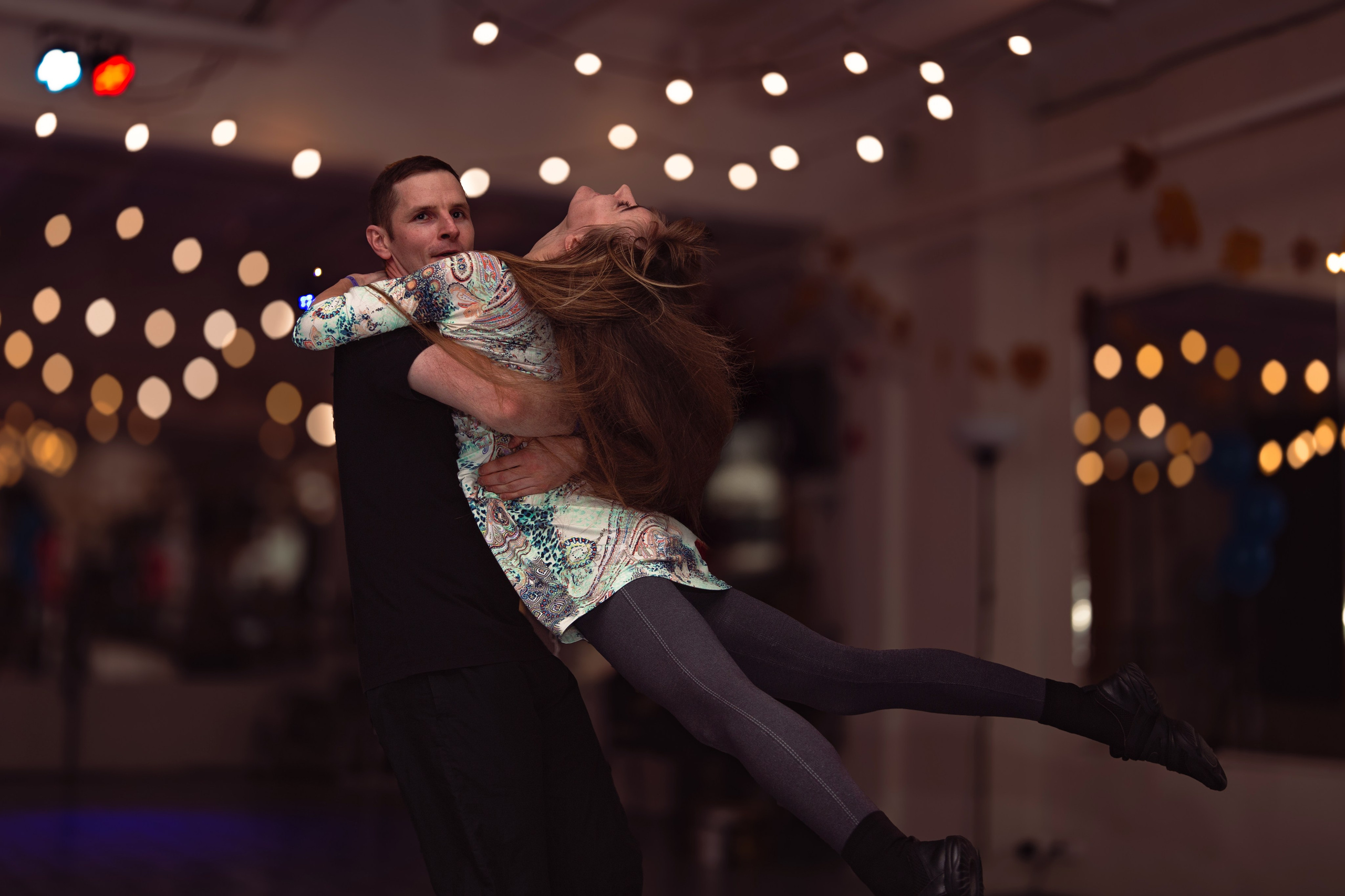 Dance cafe вечеринка