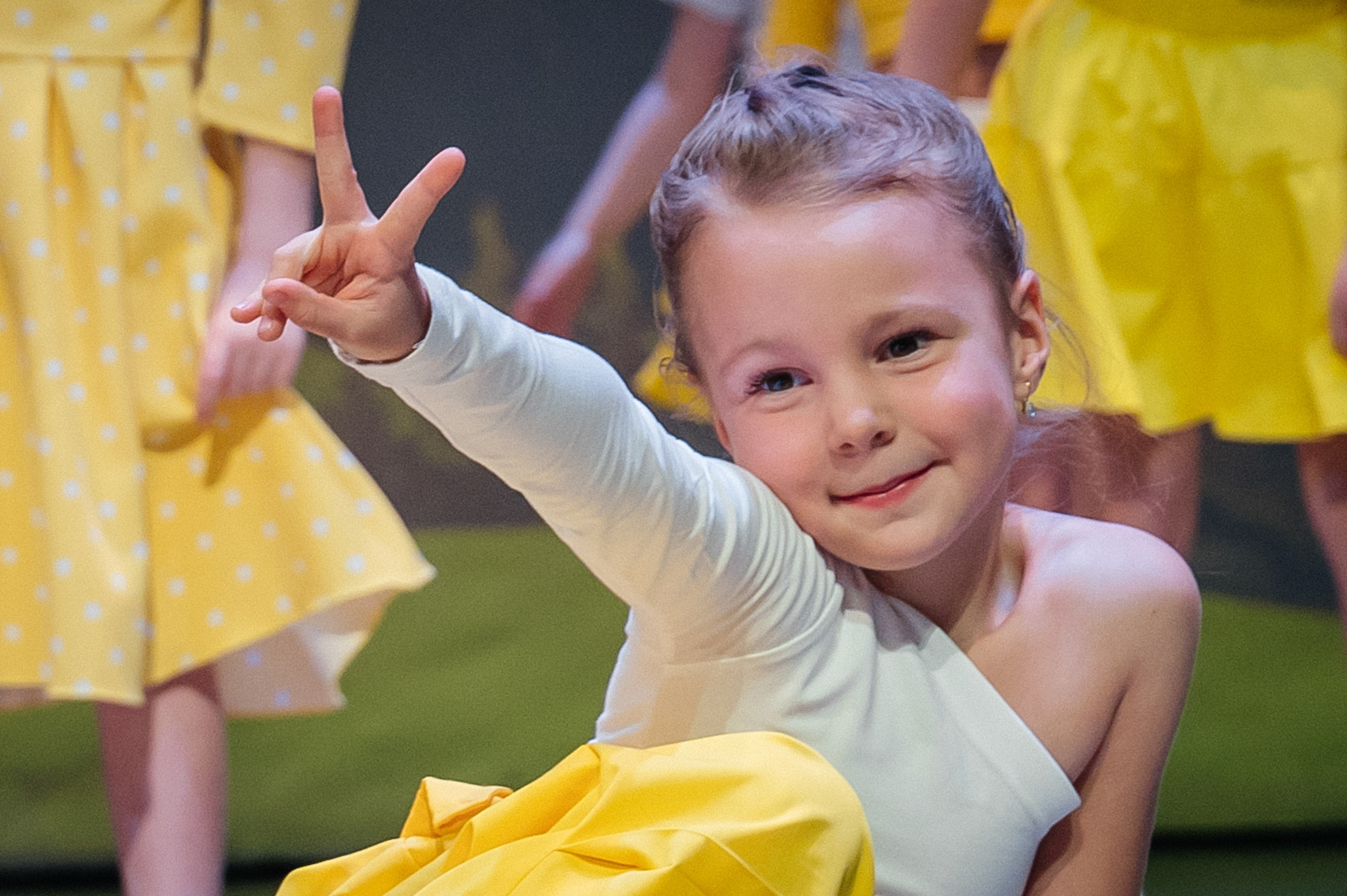 Танцы. Фотограф Елена Рогашкова