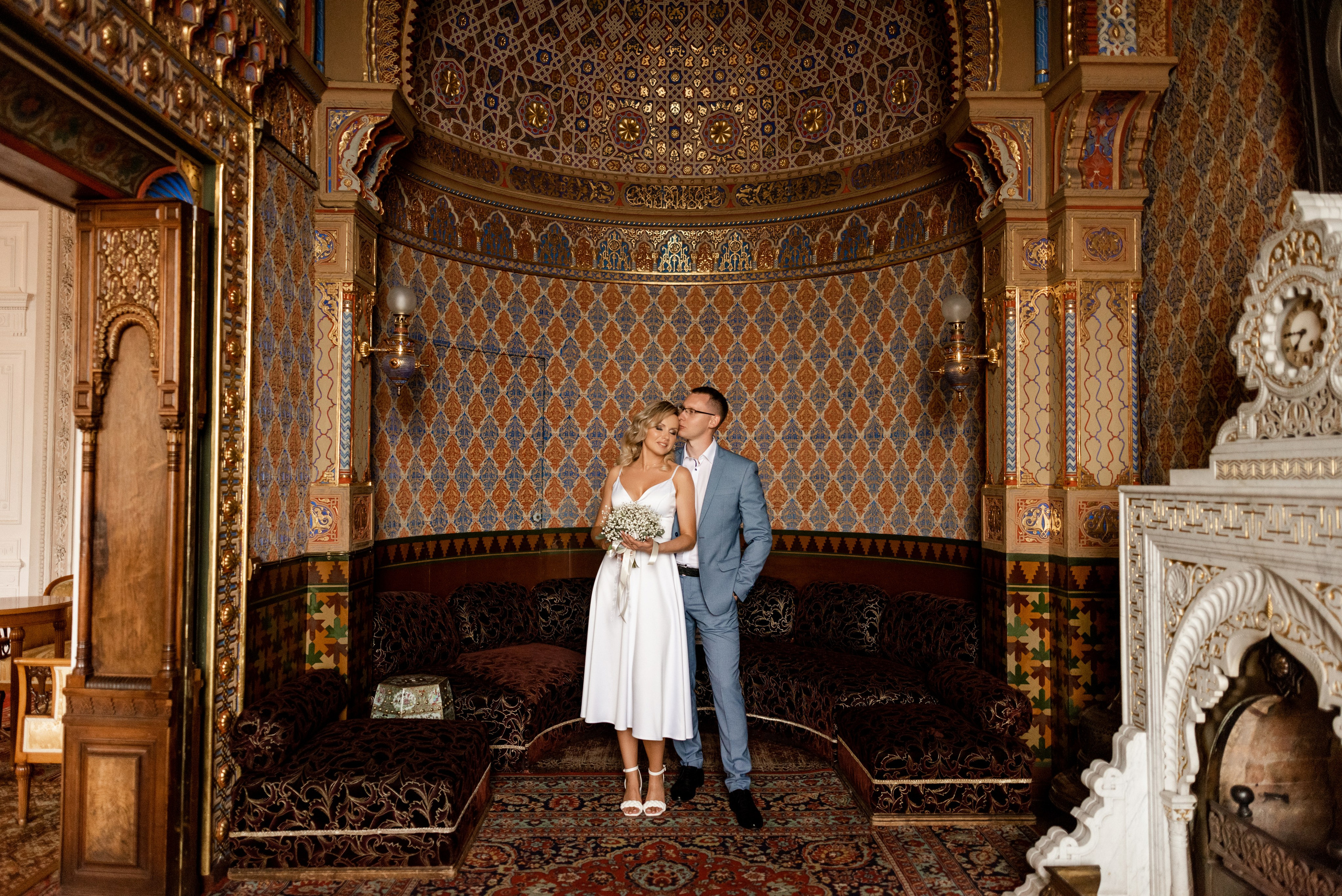 Крытые локации для свадебной фотосессии в Санкт-Петербруге. Свадебный и семейный фотограф в СПб Валерия Фомичева