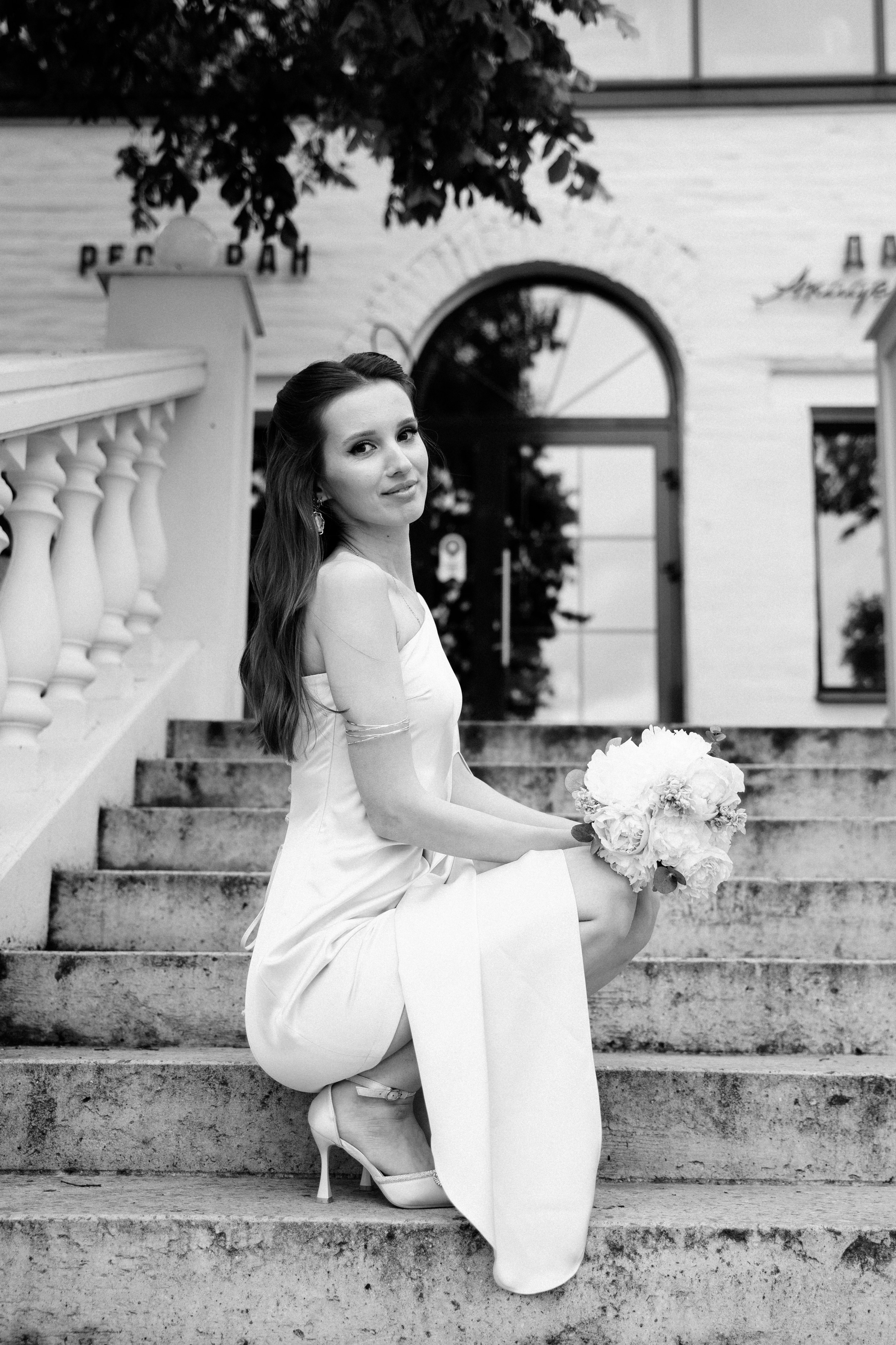 Свадебная фотосъемка в Пскове. Свадебный и семейный фотограф в Пскове и Острове Света Суворова