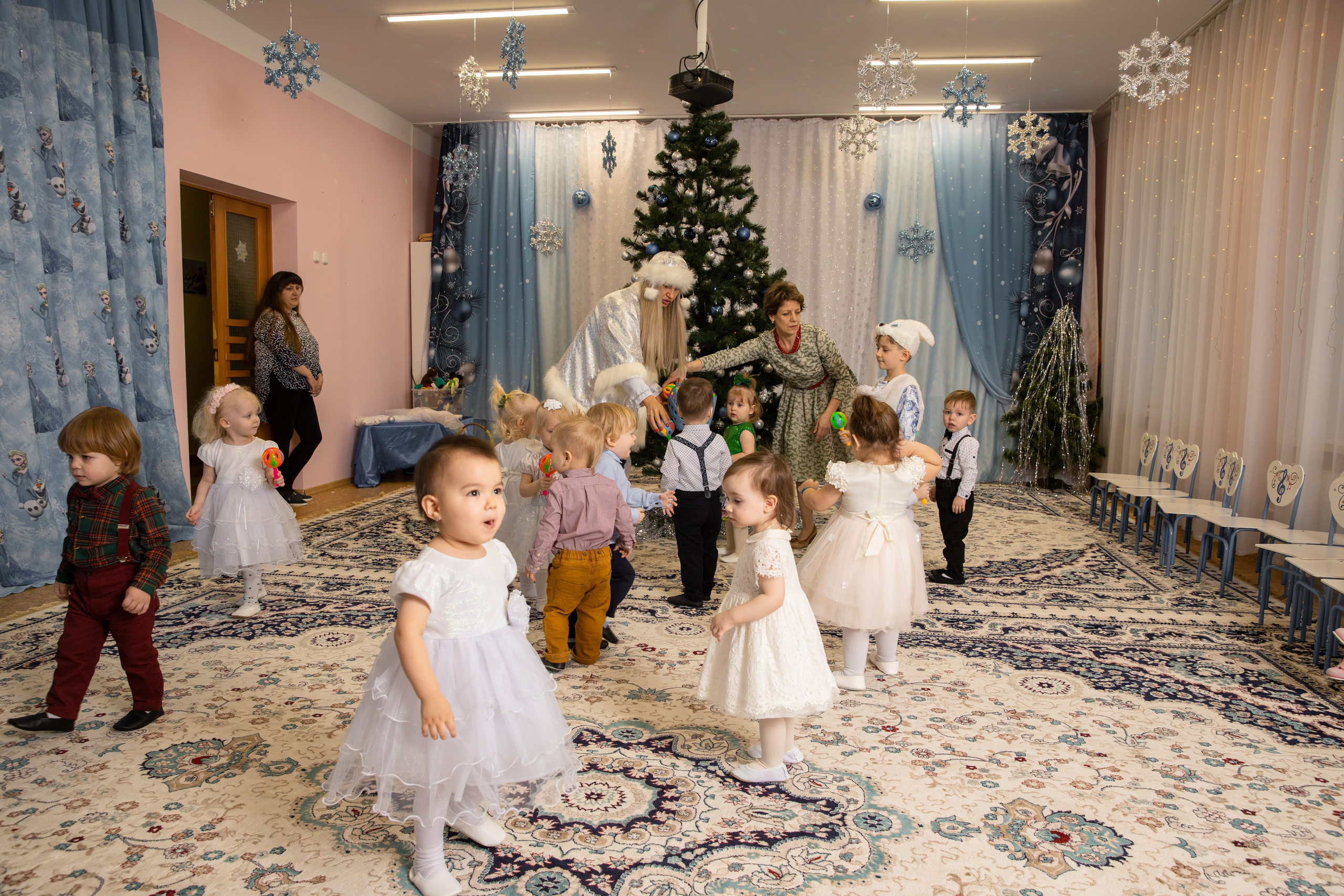 Новогодний утренник Успех. Фотограф в Железнодорожном и Балашихе