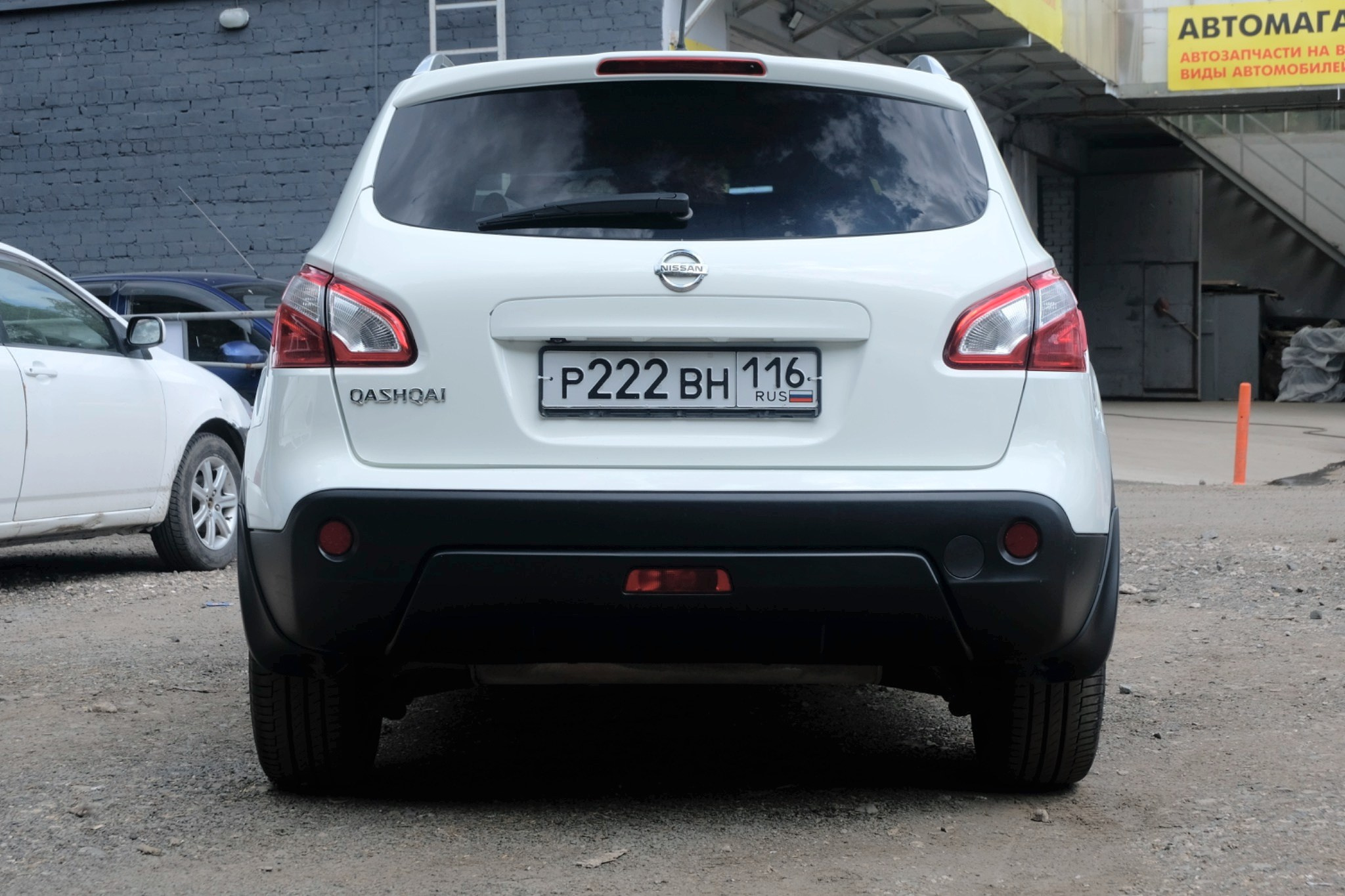 NISSAN Qashqai на продажу. Видео и фото для бизнеса, образования и недвижимости
