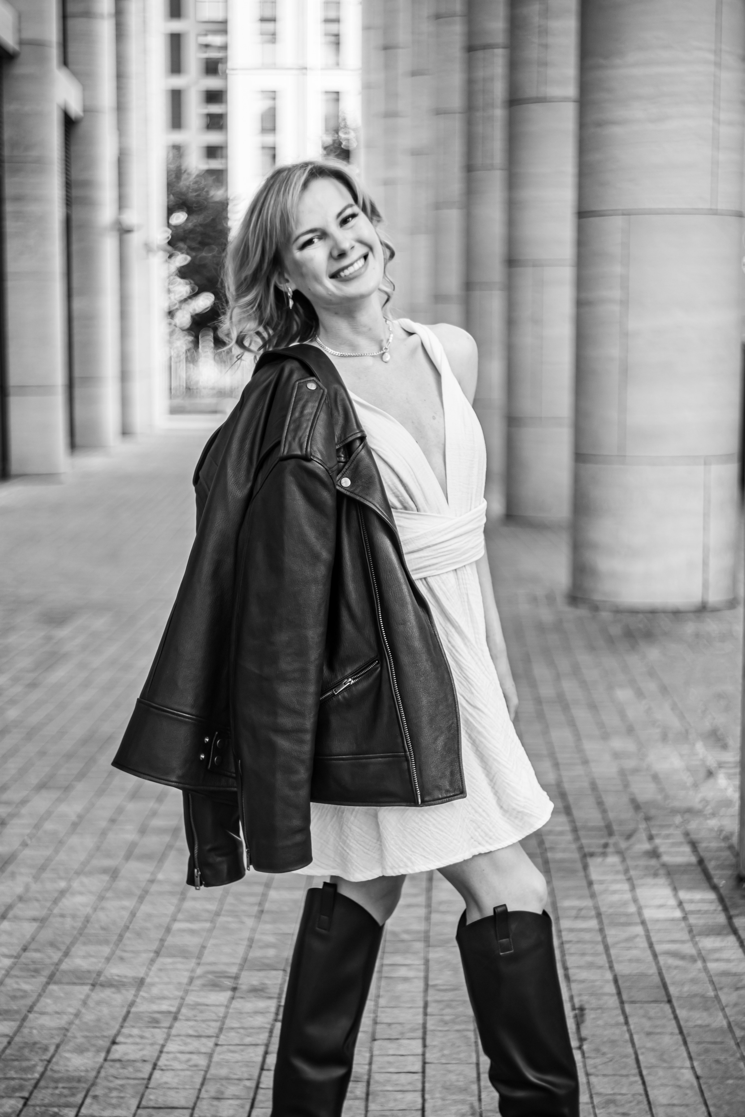 Невская ратуша и Большеохтинский мост (2025). Драчёва Елена портретный фотограф Санкт-Петербург