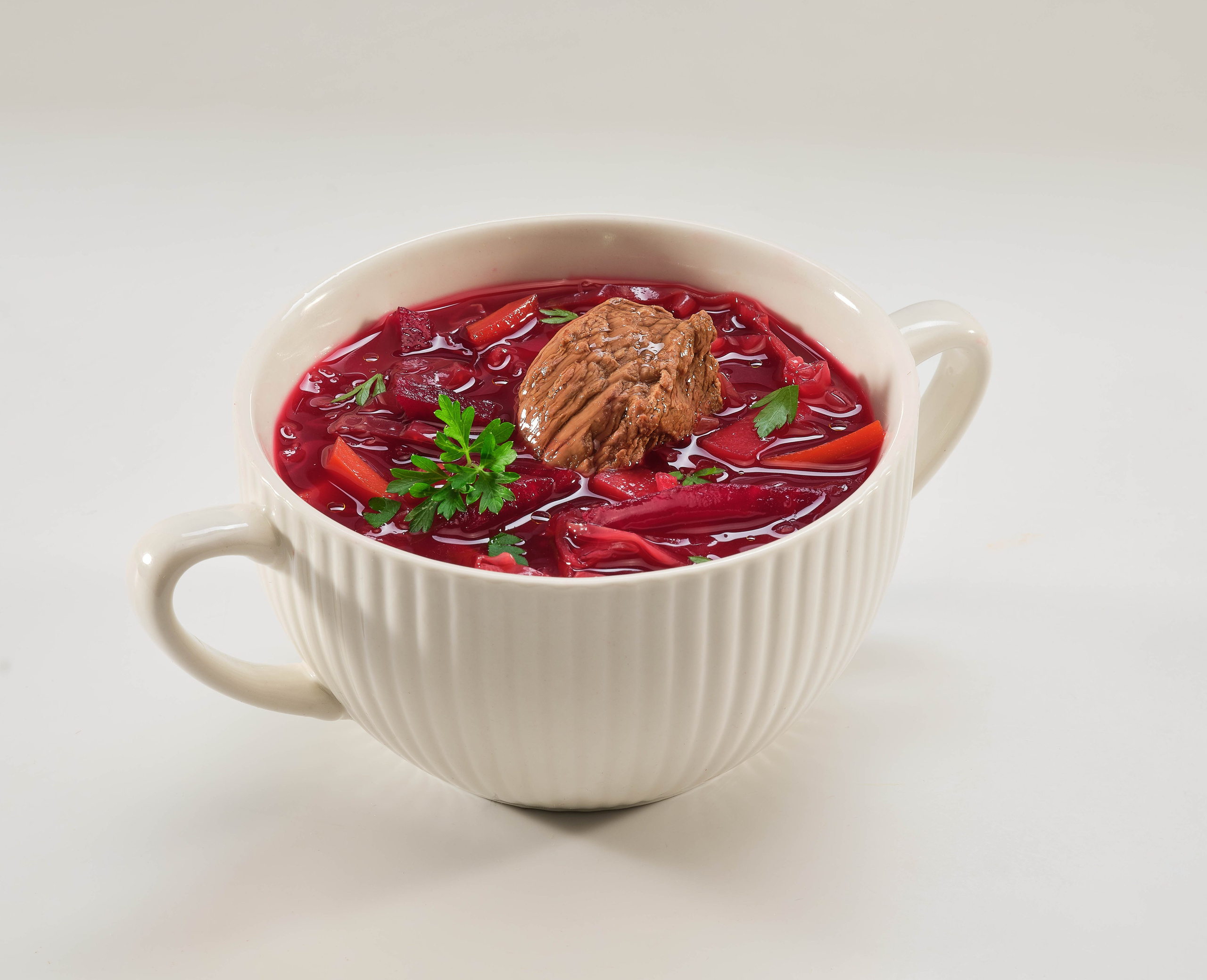 Фудстайлинг борща для упаковки 