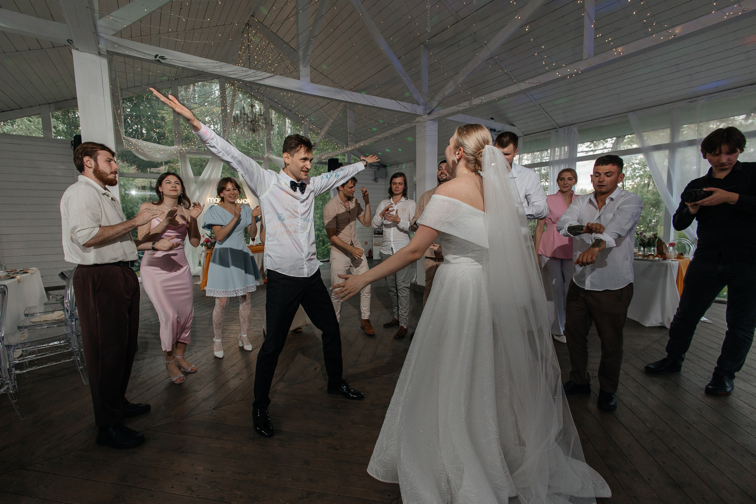 свадьба на&nbsp;площадке House for Wedding «Дом у&nbsp;озера»