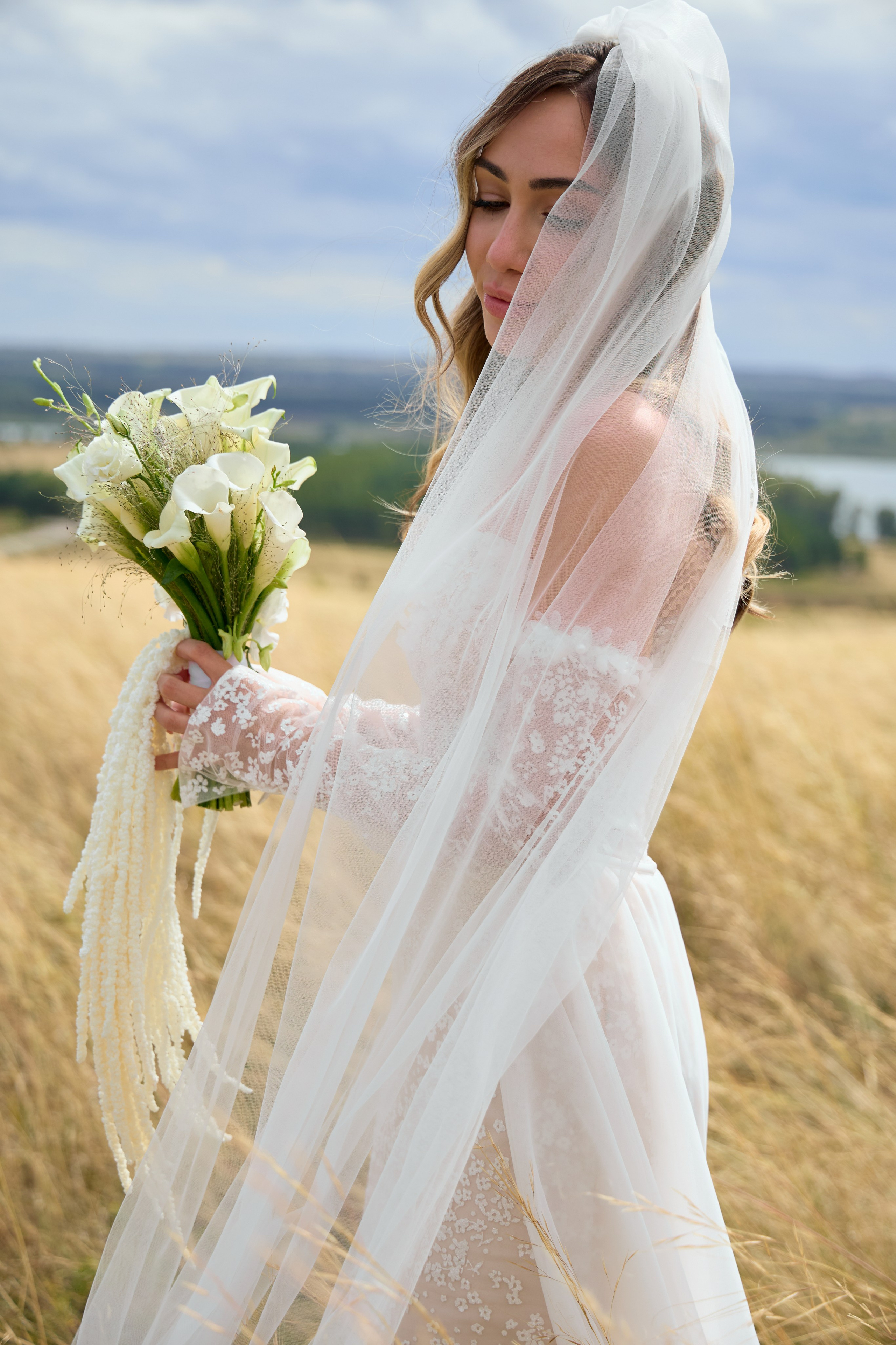 Свадебный фотограф в Самаре . Фотосессия свадебная на природе