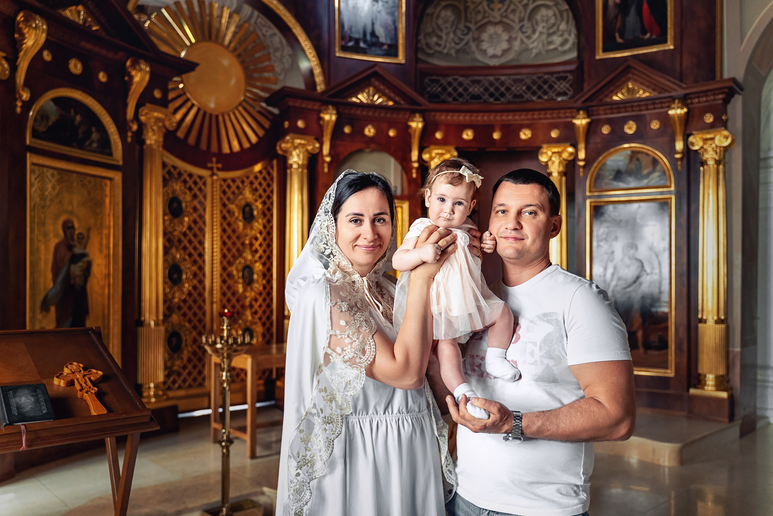 Фотограф на крещение Москва. Храм Антипы на Колымажном дворе. Фотограф \ Видеограф на Крещение, Венчание Москва| Семейные съемки