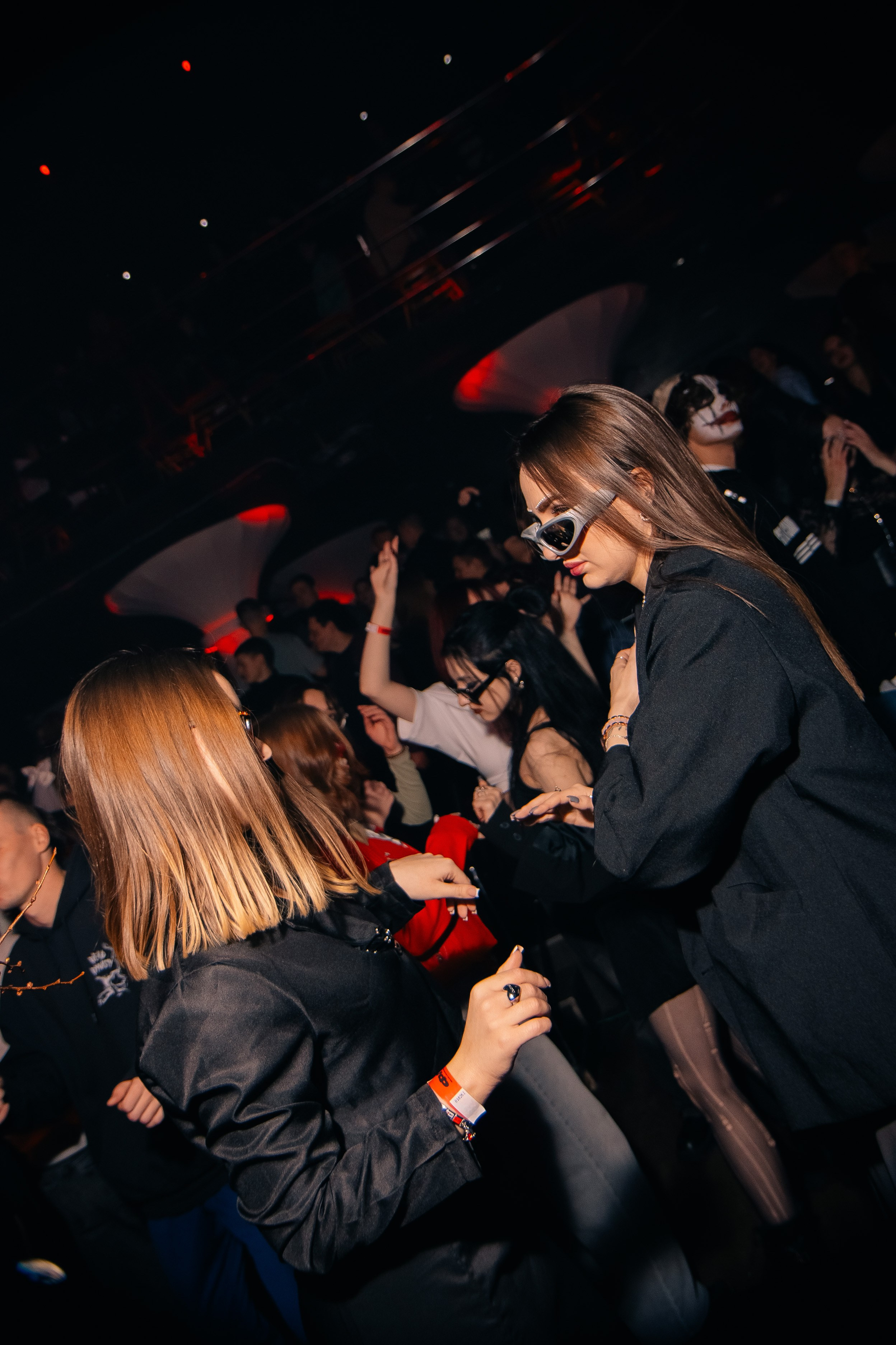 Тусовки. Фотограф Егор Огородов