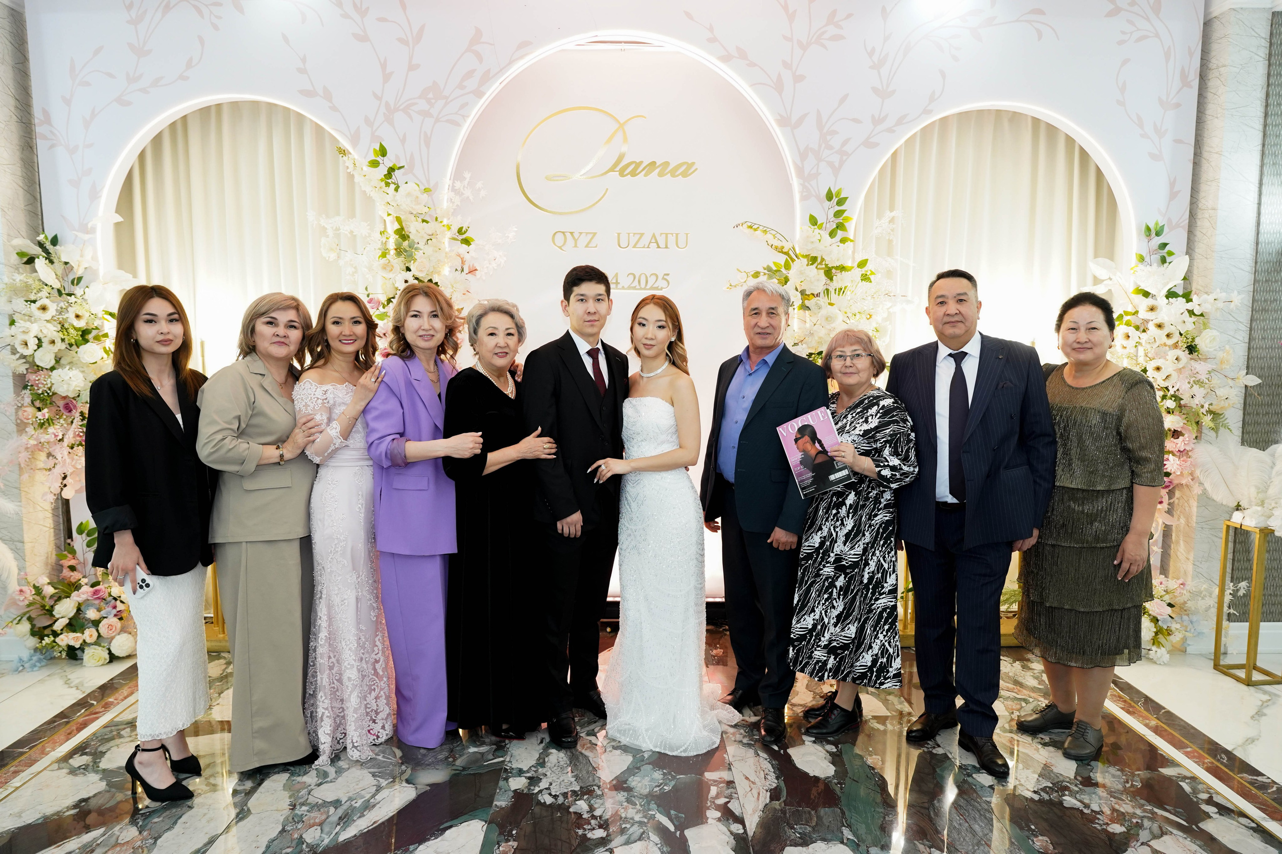 Dana uzatu. Фотограф Ернар Ержанов