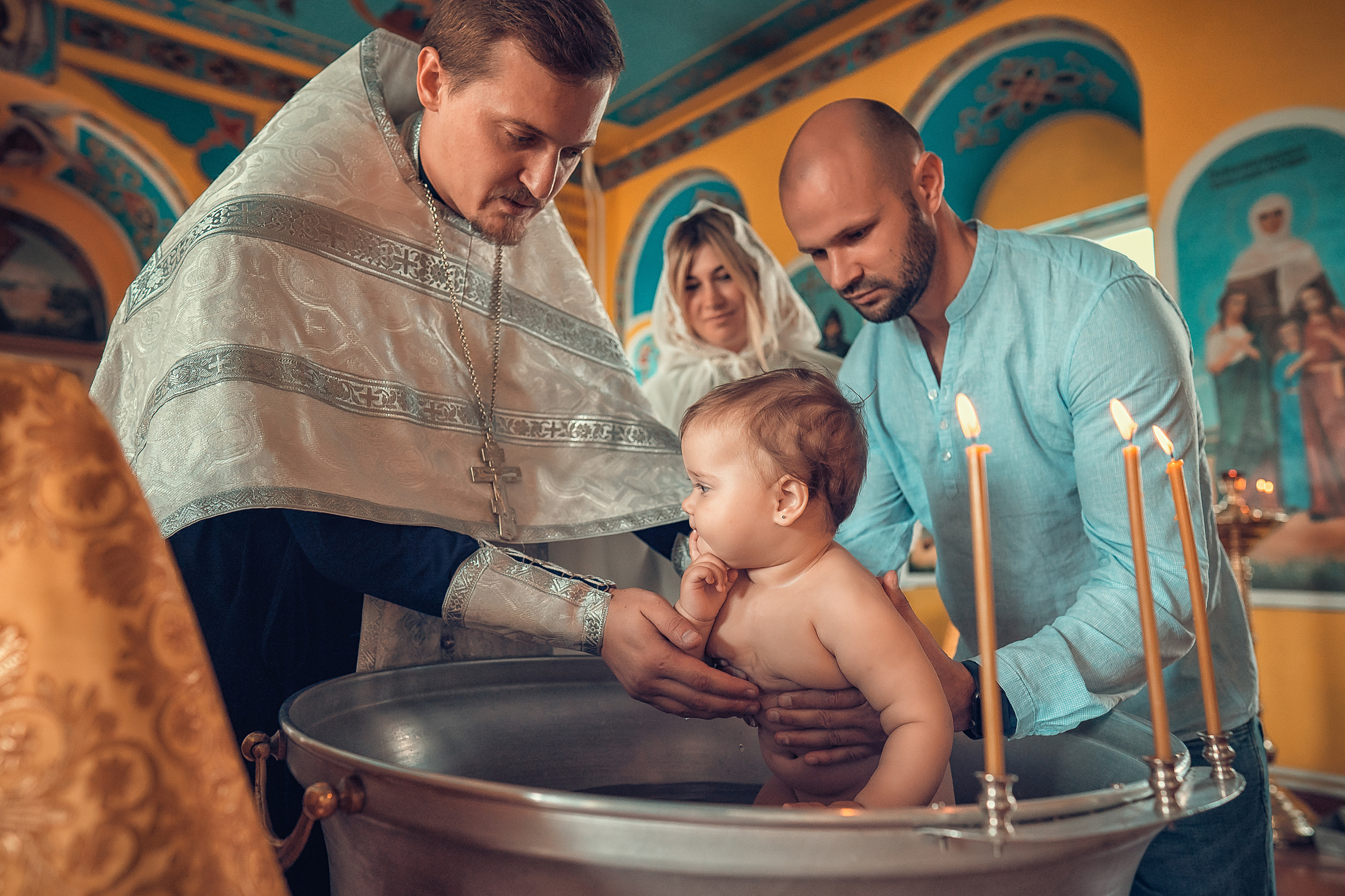 Крещение Кристины, Благовещенский Собор. Фотограф на Крещение и Венчание в Красноярске Рамазанова Юлия