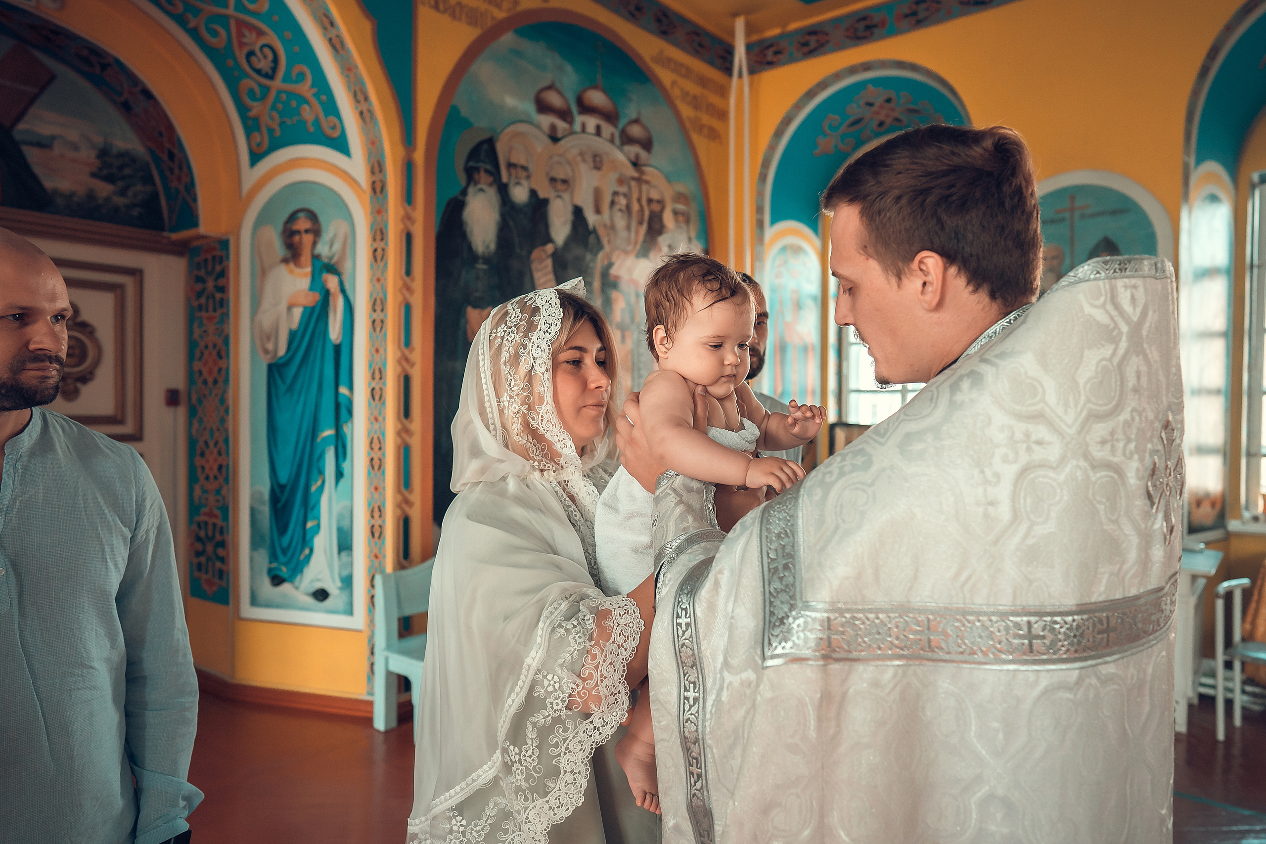 Крещение Кристины, Благовещенский Собор. Фотограф на Крещение и Венчание в Красноярске Рамазанова Юлия