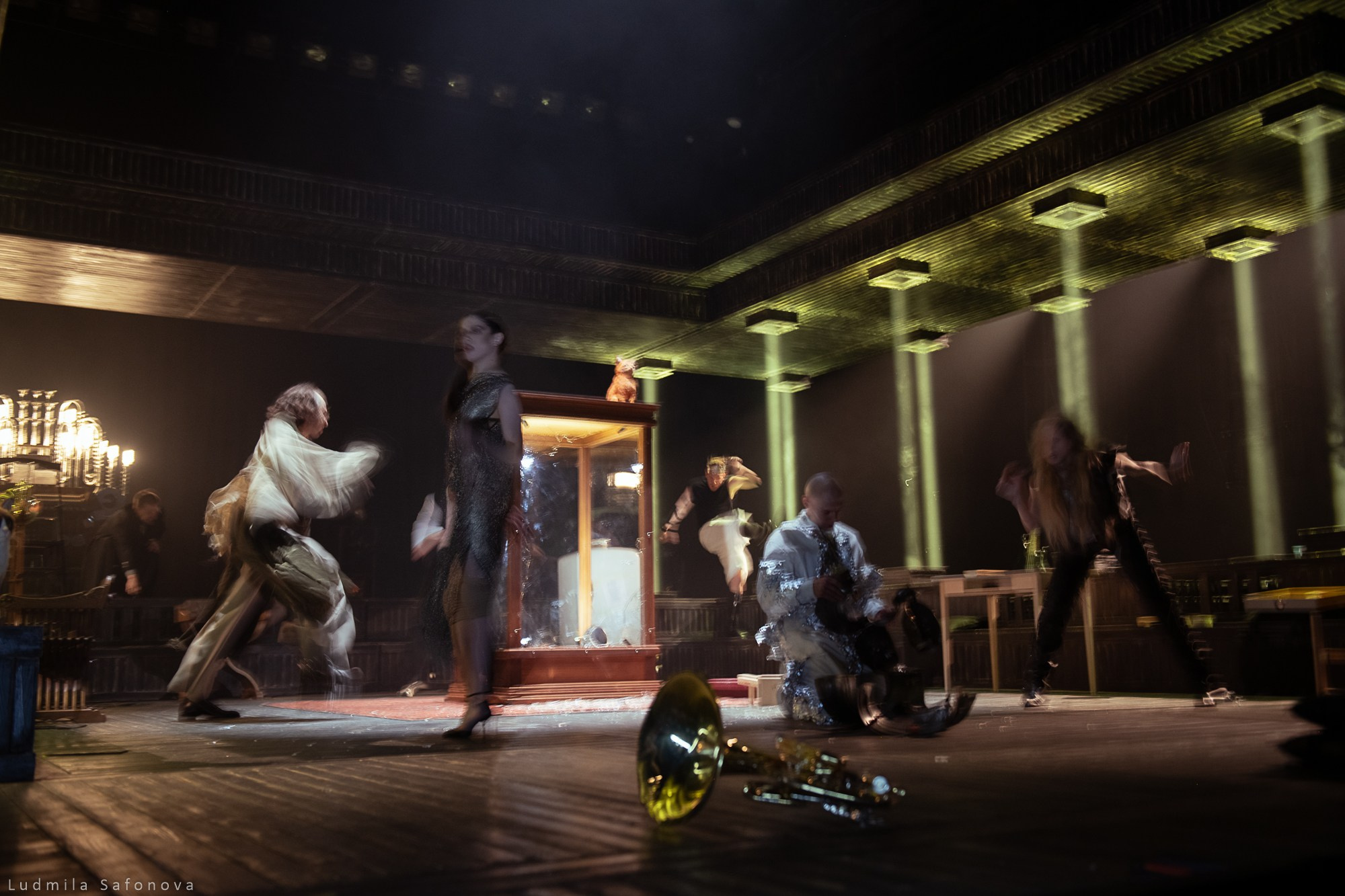 Гамлет. Режиссёр Андрей Гончаров. Гамлет Юра Борисов. Lucytheatre
