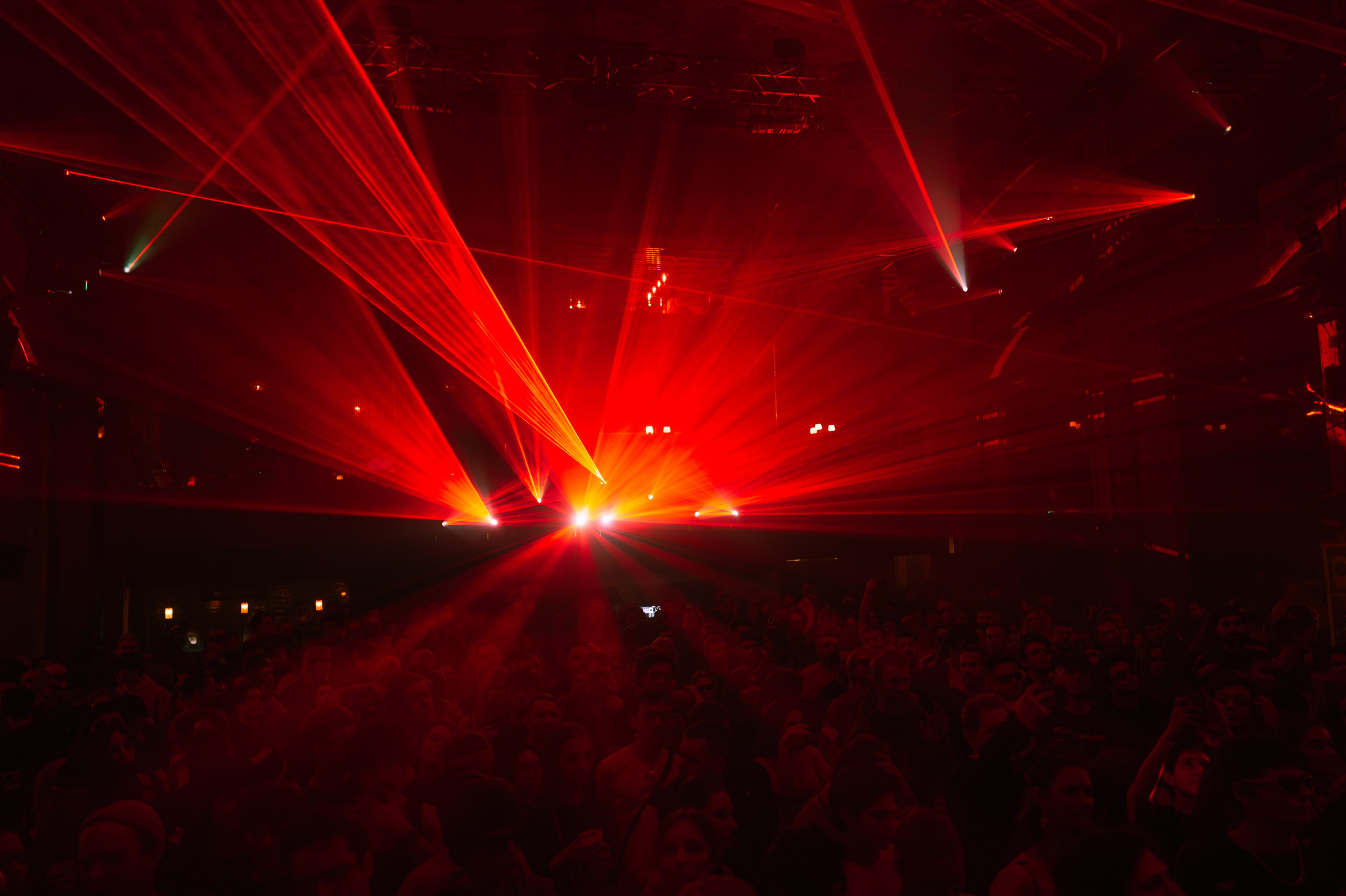 SICK YEARS, ARMA ╳ SILA SVETA. @tomrus: Рустам Шагиморданов — фотограф