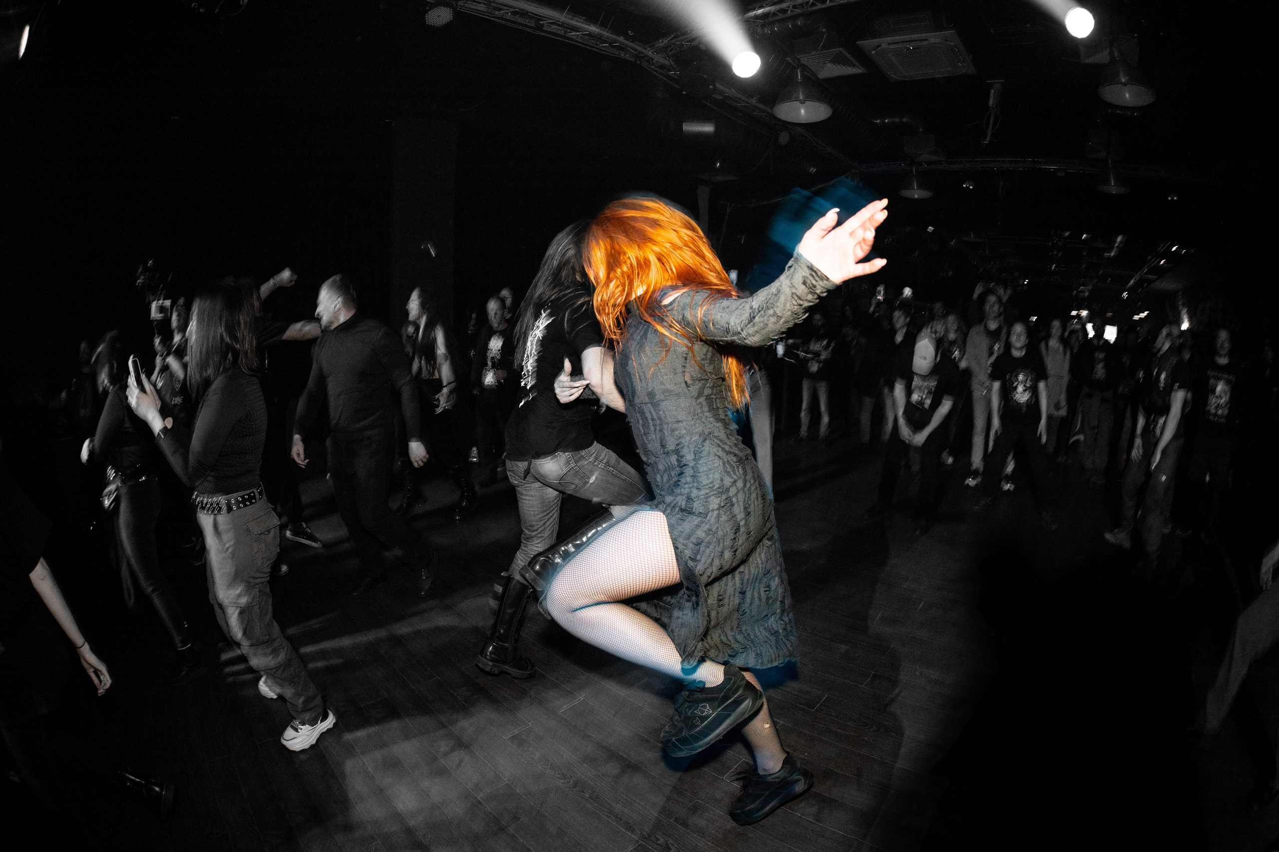 ИЛ • Minuala • Khlad|Glastonberry. Концертный и репортажный фотограф в Санкт-Петербурге Слава Пахомов