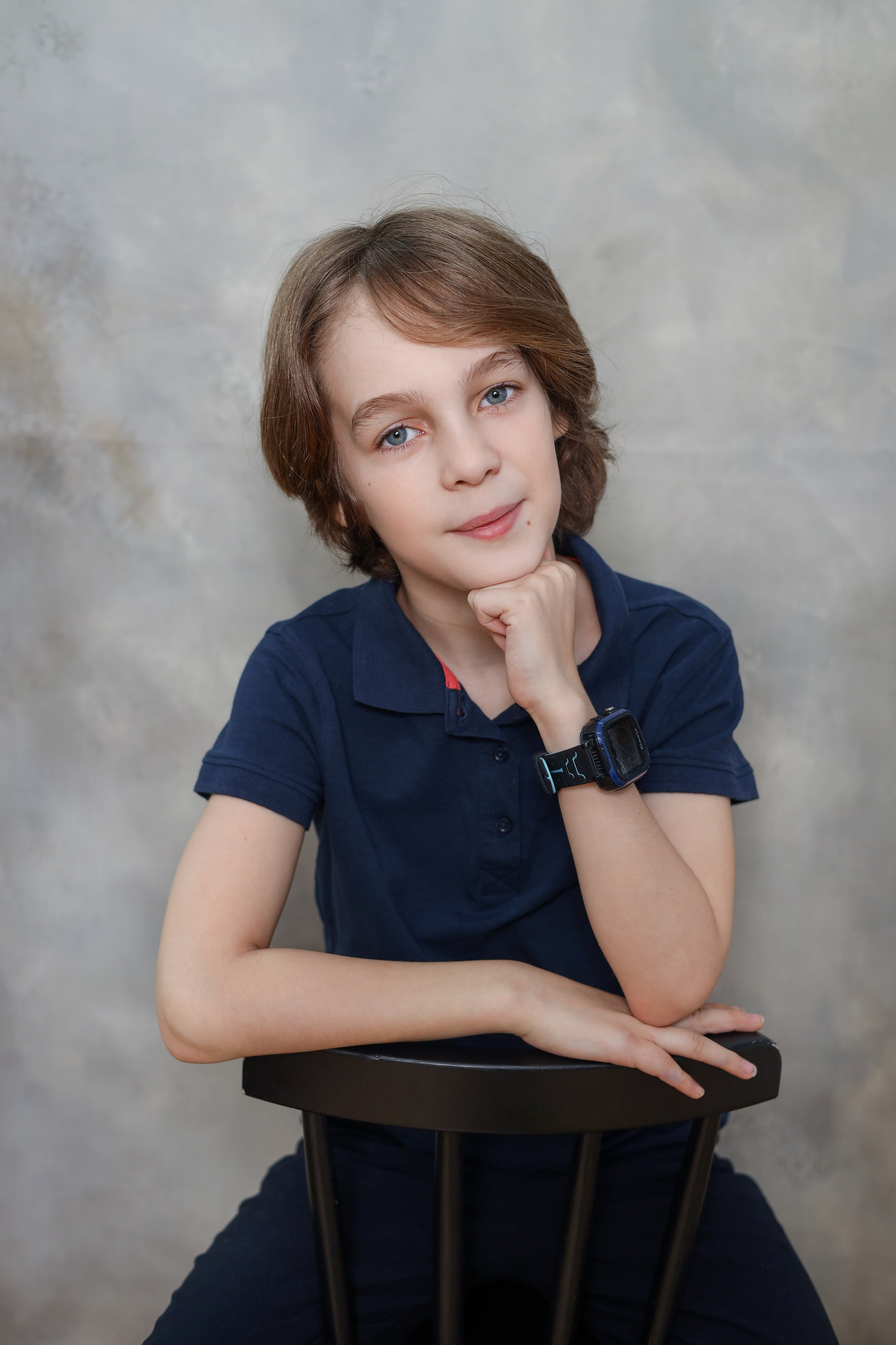 Фон Бежевый. Фотостудия «Стремянка».Фотосессии в детских садах и школах