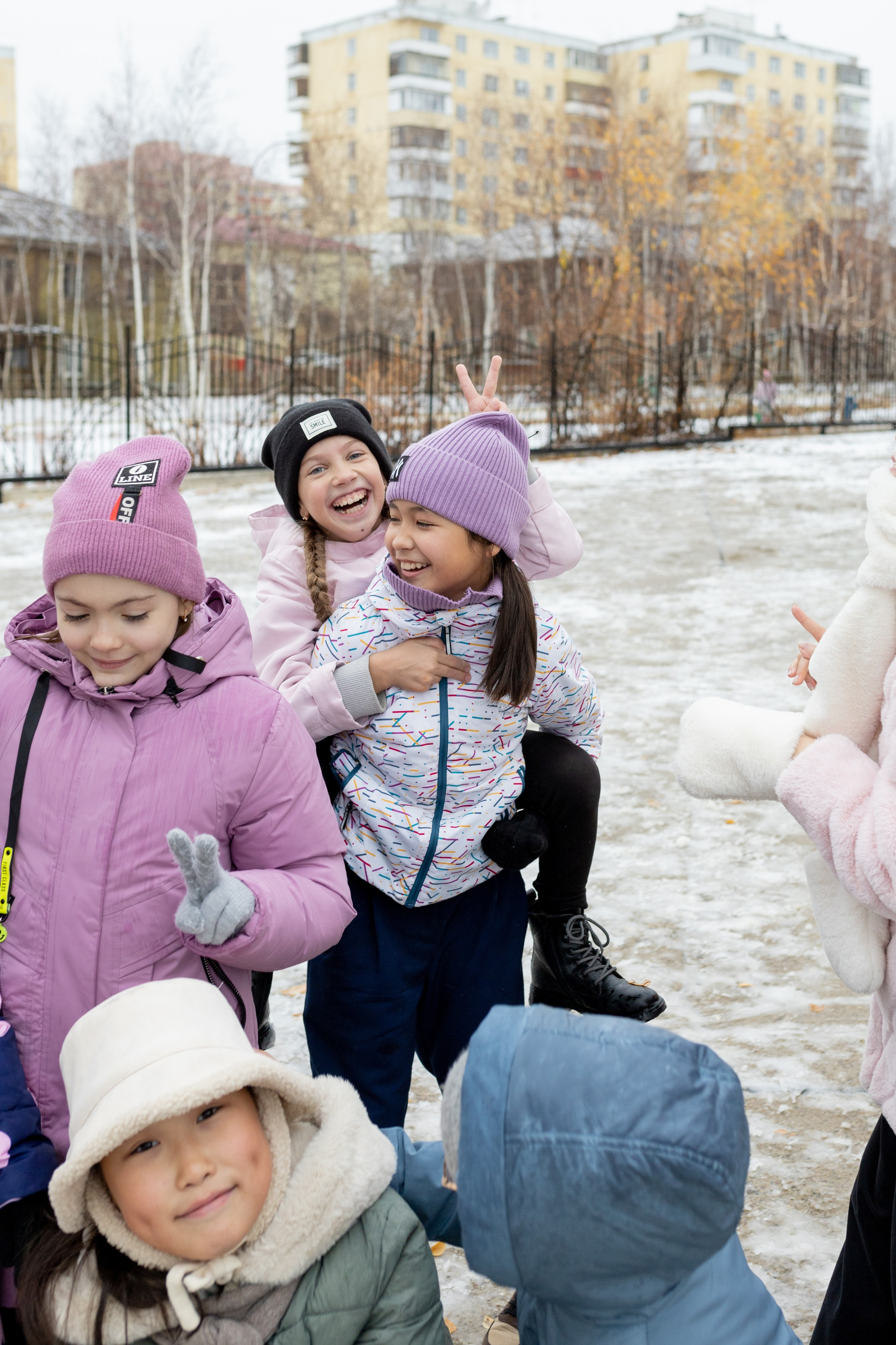 Прогулочные съемки. Литовкина Анастасия фотограф, выпускные альбомы г. Мирный