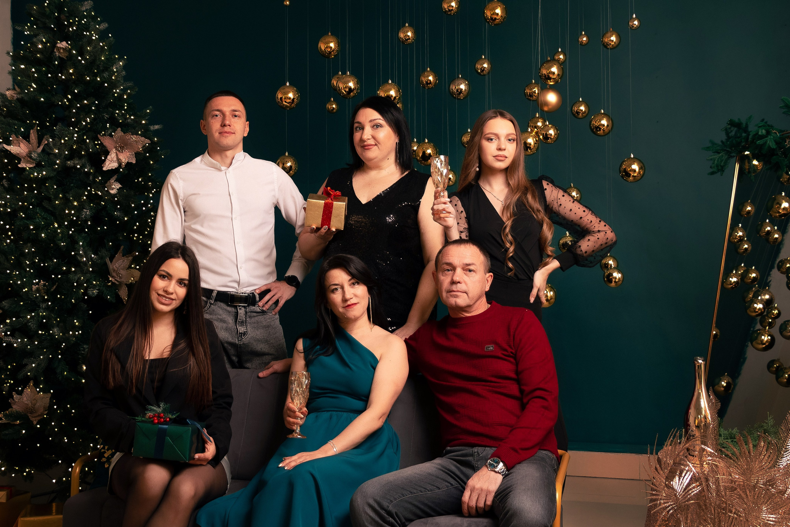 Новогодняя фотосессия Ивановых. Фотограф Артём Ющенко