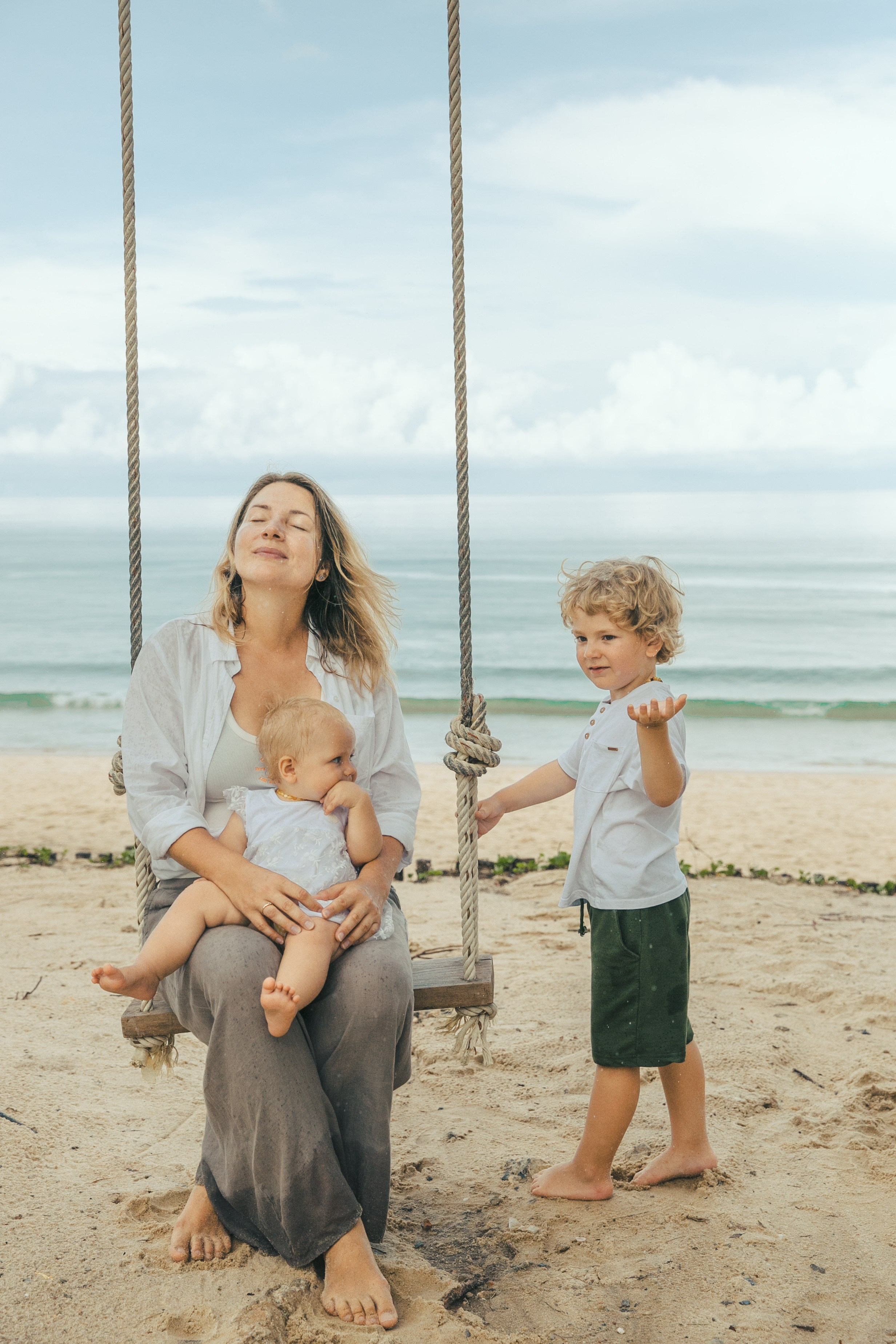 Ульяна с детьми Пхукет. Фотограф и видеограф Анна Домашенко