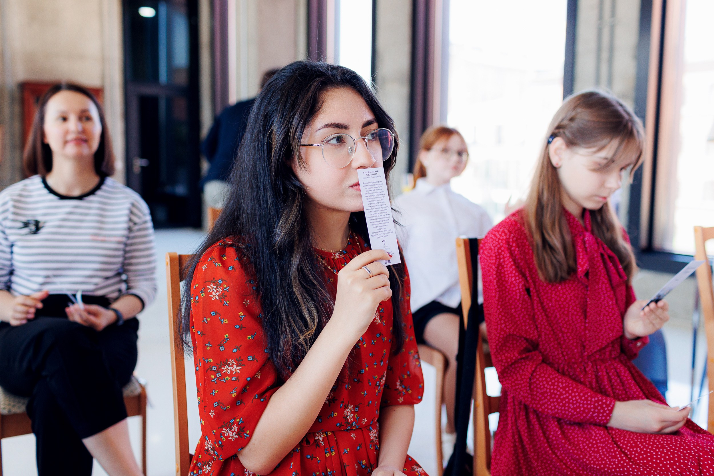 Мастер-класс в Академии парфюмерии Дениса Леонова. Алексей Соколов. Фотограф. Санкт-Петербург