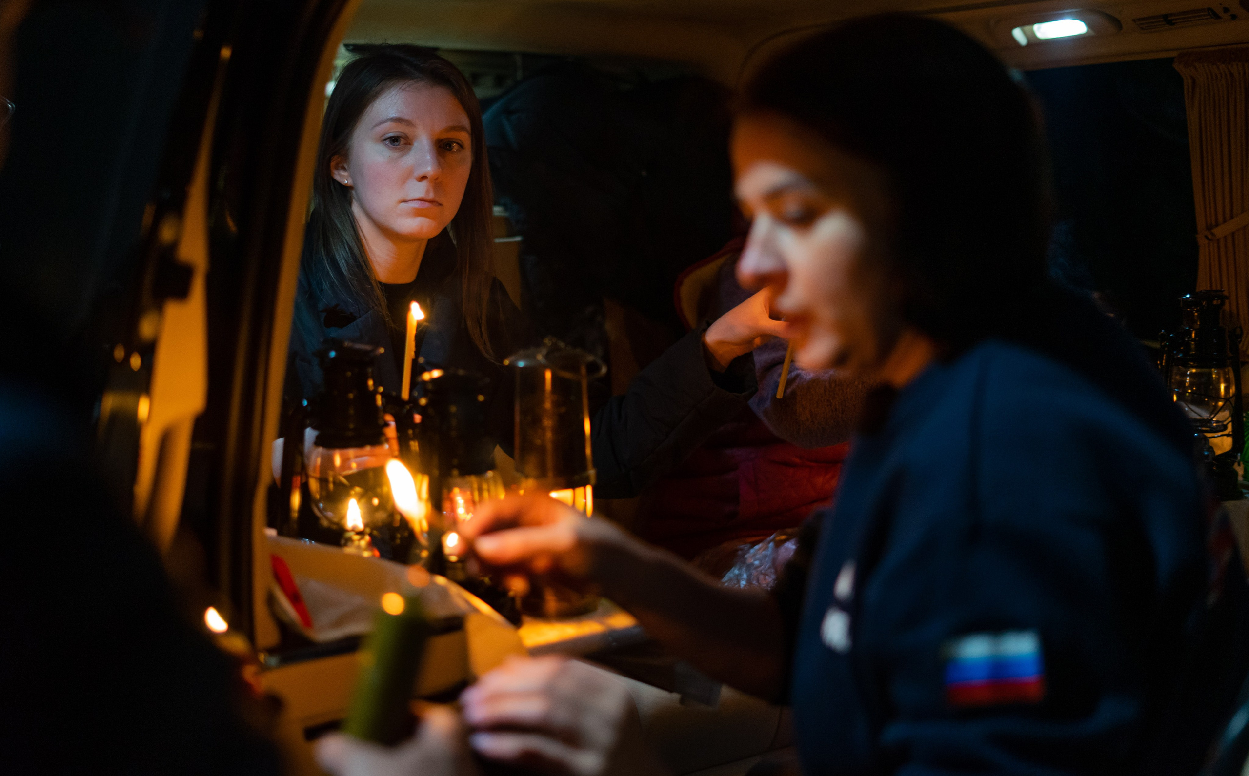 Передача благодатного огня. ДМИТРИЙ ХОРУНЖИЙ — репортажный фотограф, видеограф СПБ