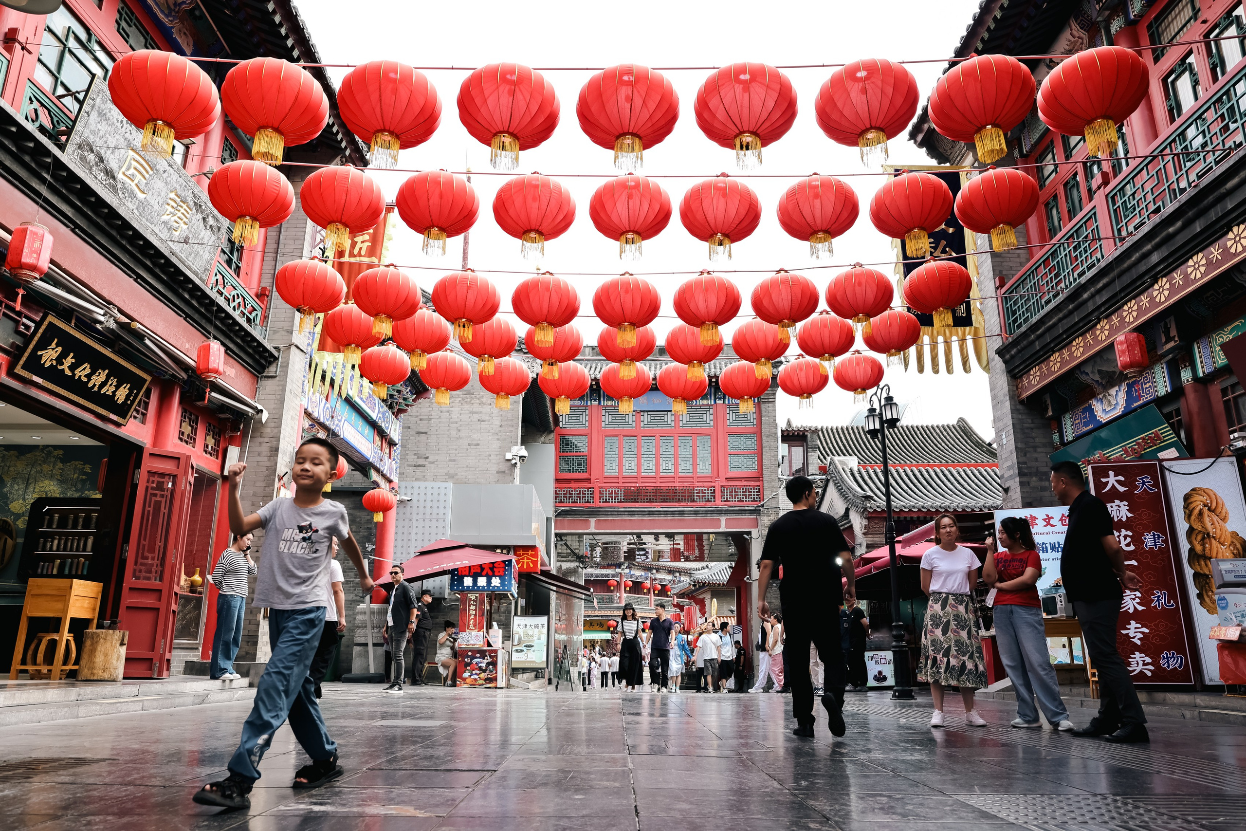 События, происшествия, повседневная жизнь. Роман Наумов профессиональный фотограф