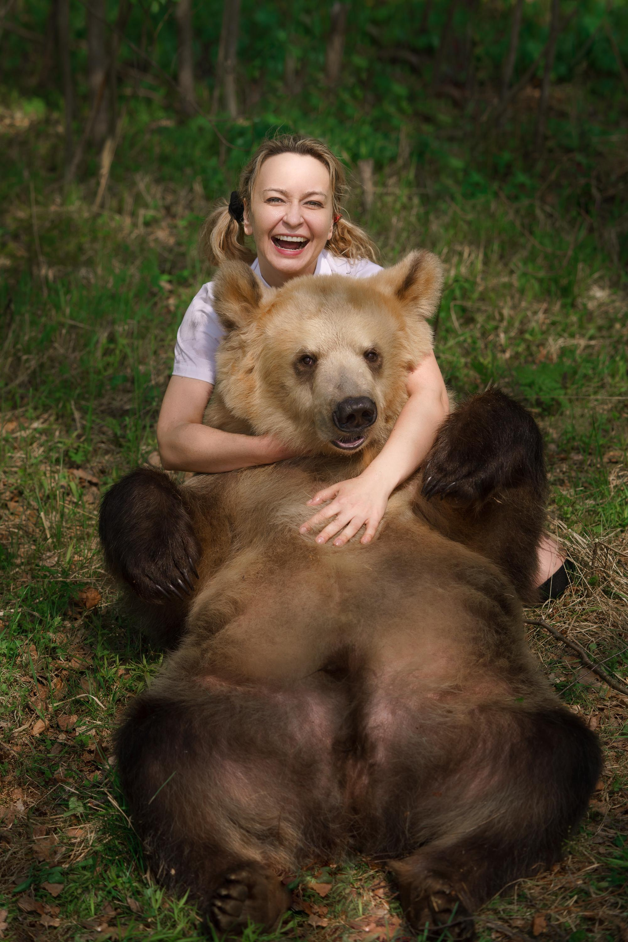 Фотосессия с медведем. Профессиональное решение для частных лиц и бизнеса